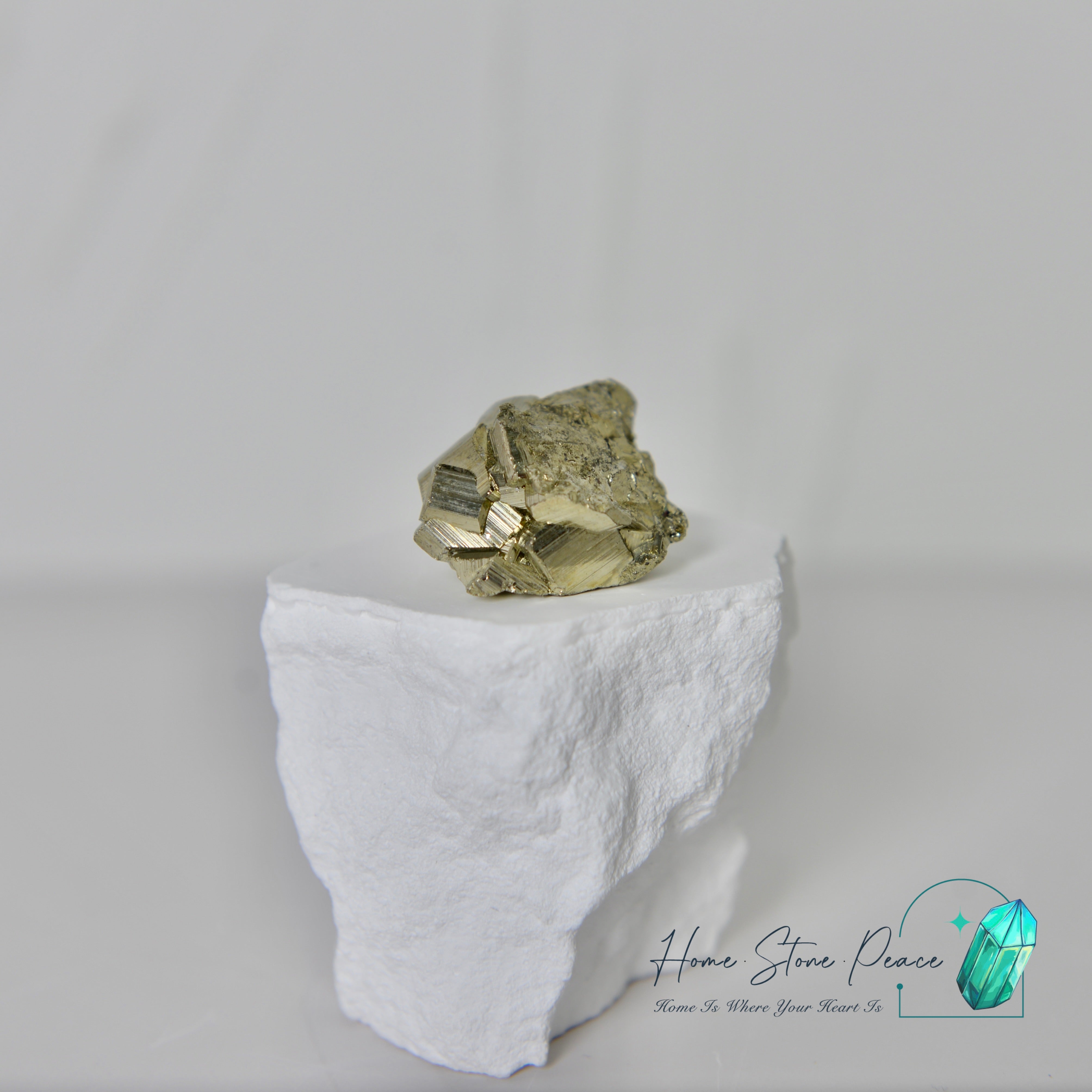 高級黃鐵礦原石 Mini Peruvian Pyrite Cluster (High Quality)