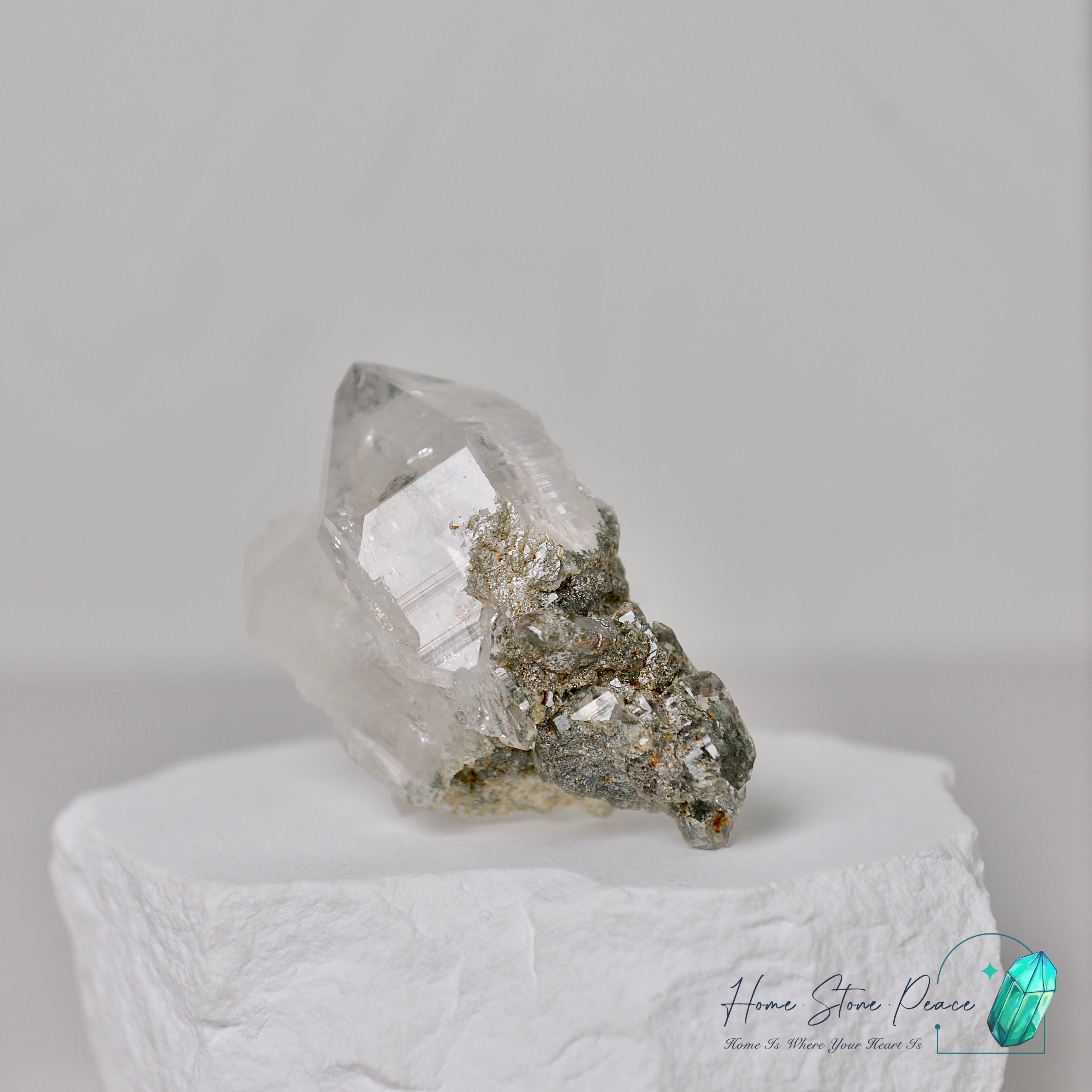 喜馬拉雅山綠幽靈共生水晶 Himalayan Quartz with Green Phantom (Chlorite)