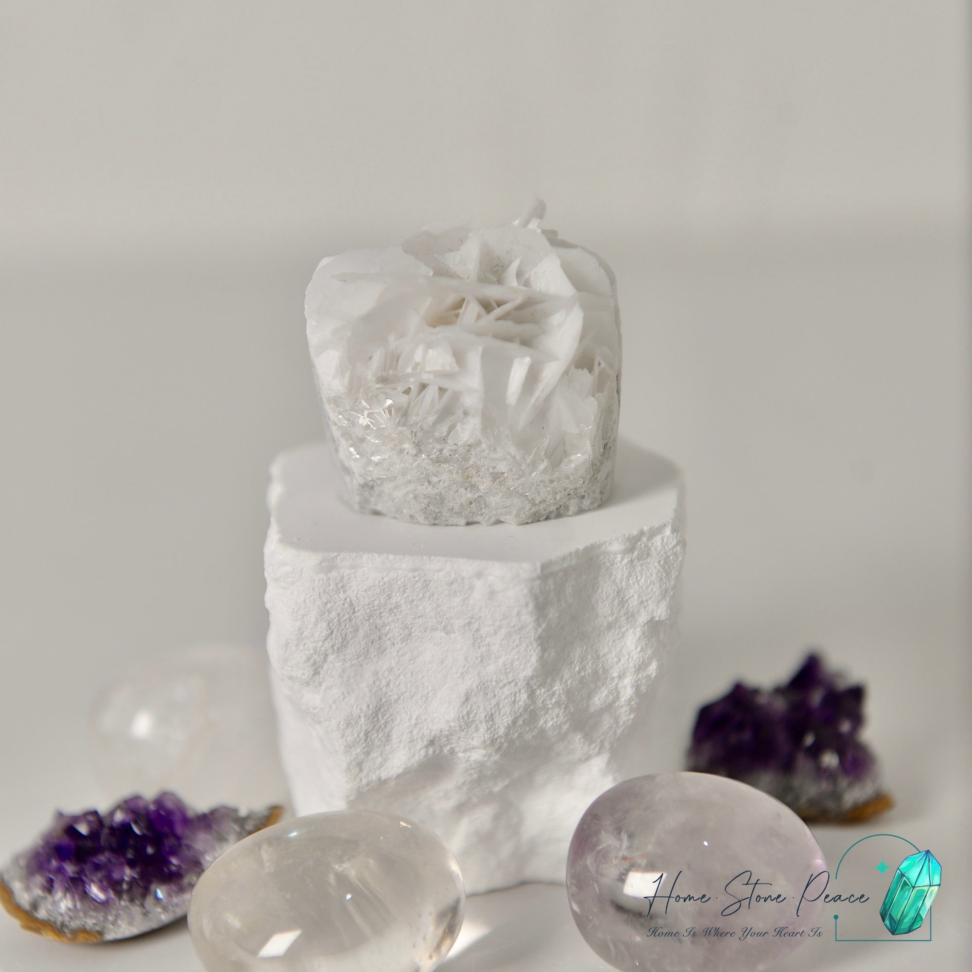 方解石小刺蝟 Calcite Hedgehog
