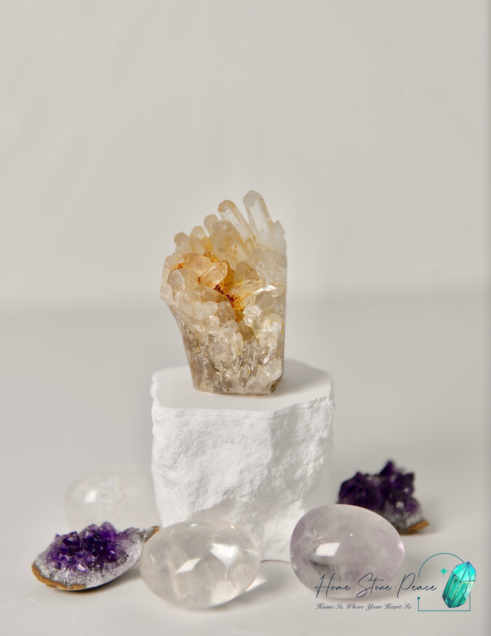 白水晶小刺蝟 Quartz Hedgehog