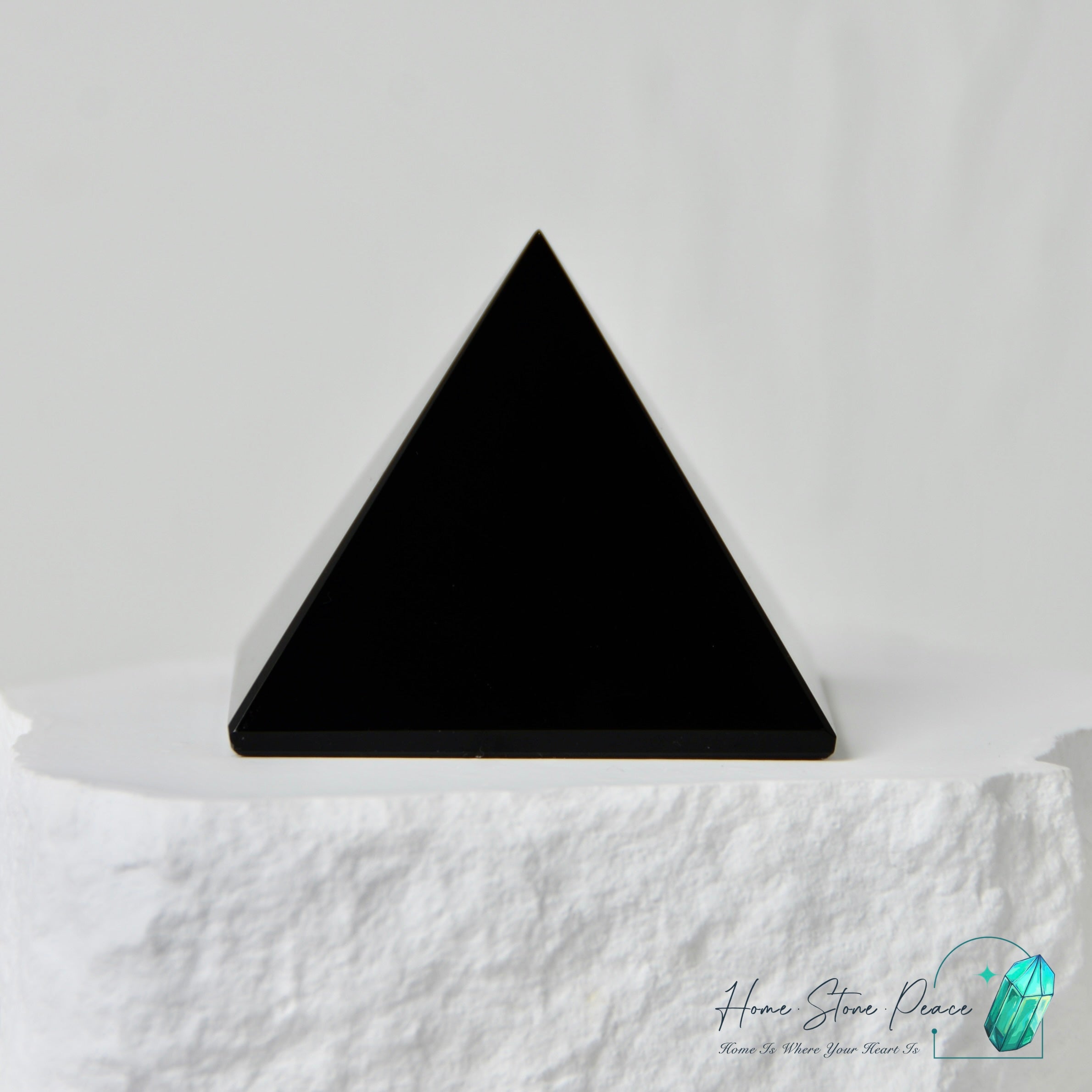黑曜石金字塔 Obsidian Pyramid