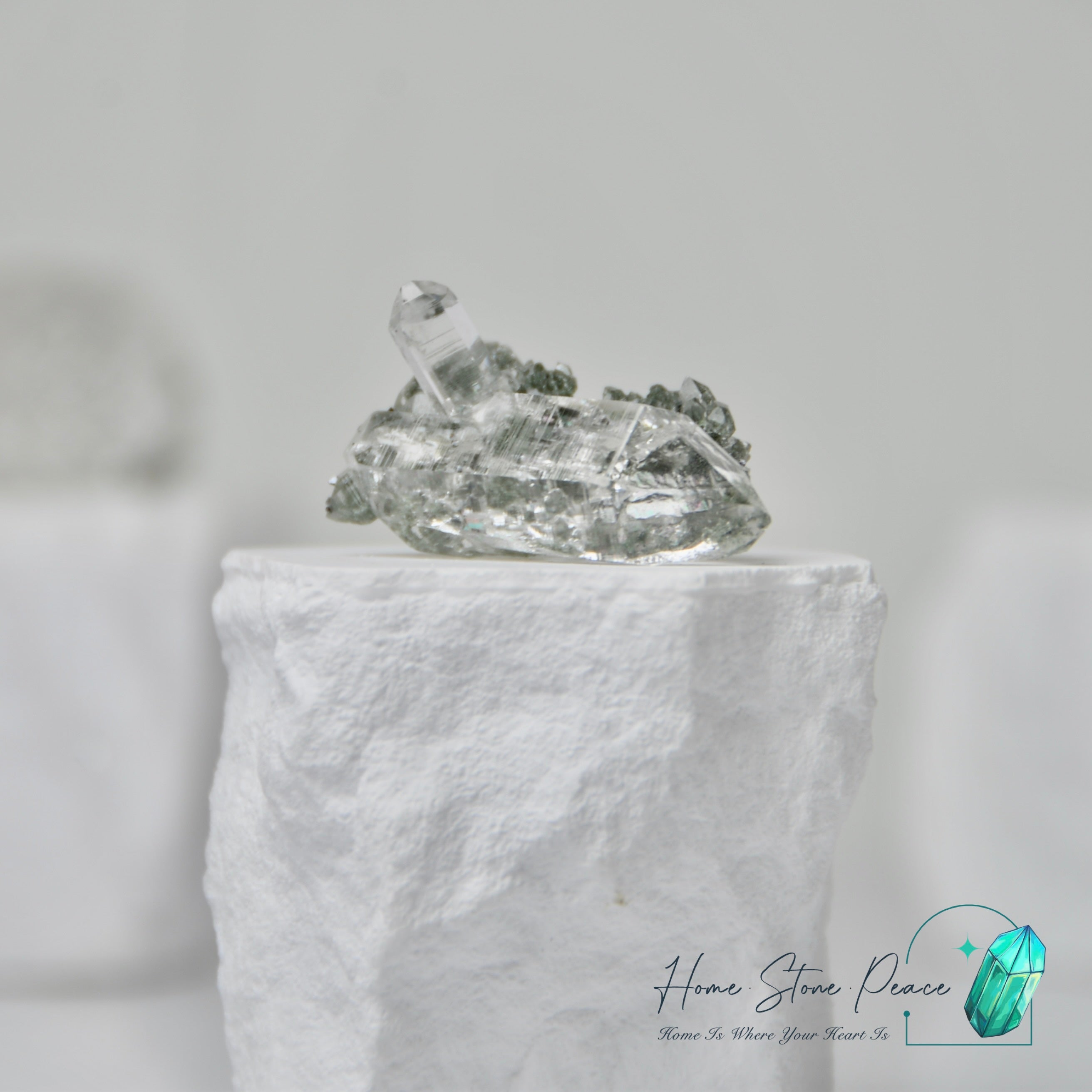 喜馬拉雅山綠幽靈共生水晶 Himalayan Quartz with Green Phantom (Chlorite)