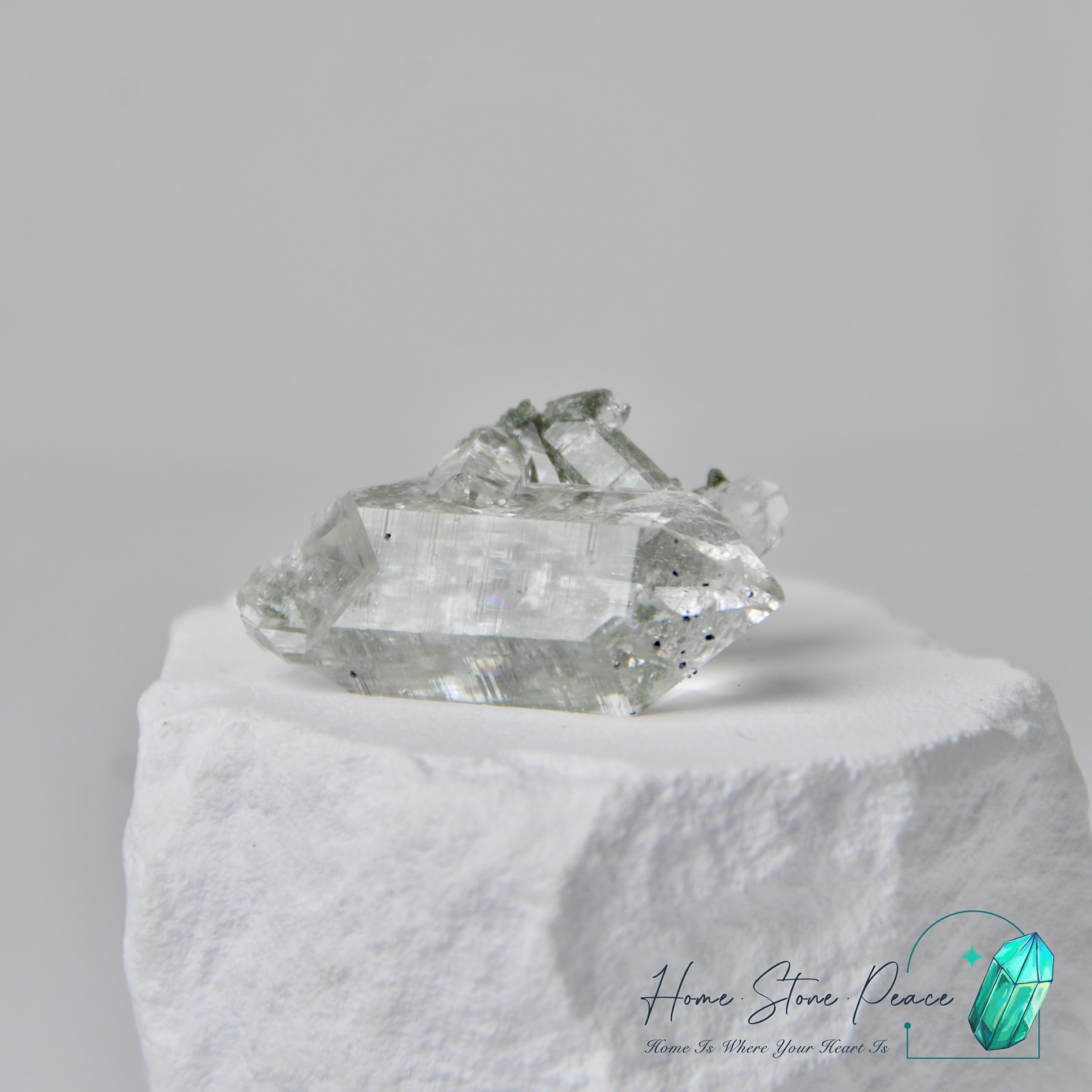 喜馬拉雅山綠幽靈共生水晶 Himalayan Quartz with Green Phantom (Chlorite)