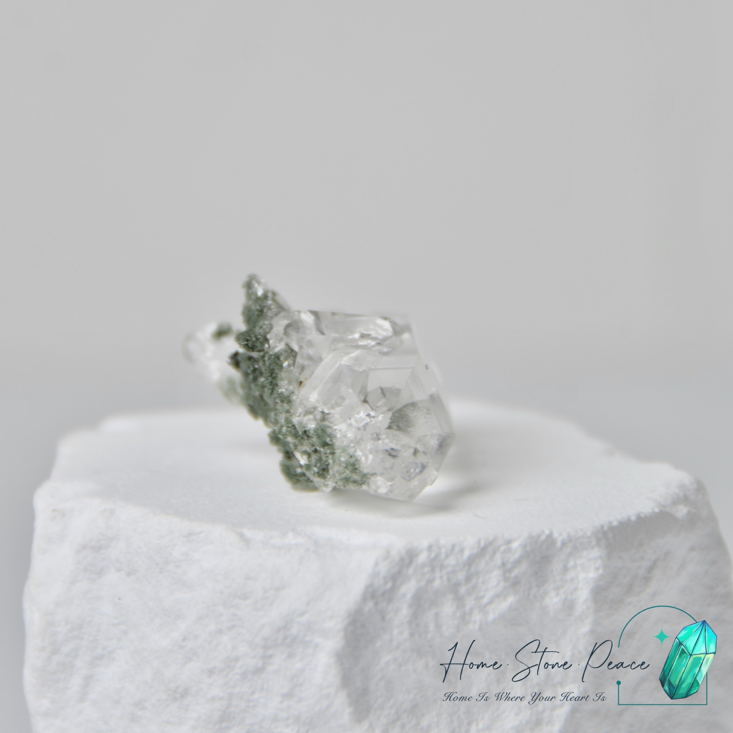 喜馬拉雅山綠幽靈共生水晶 Himalayan Quartz with Green Phantom (Chlorite)