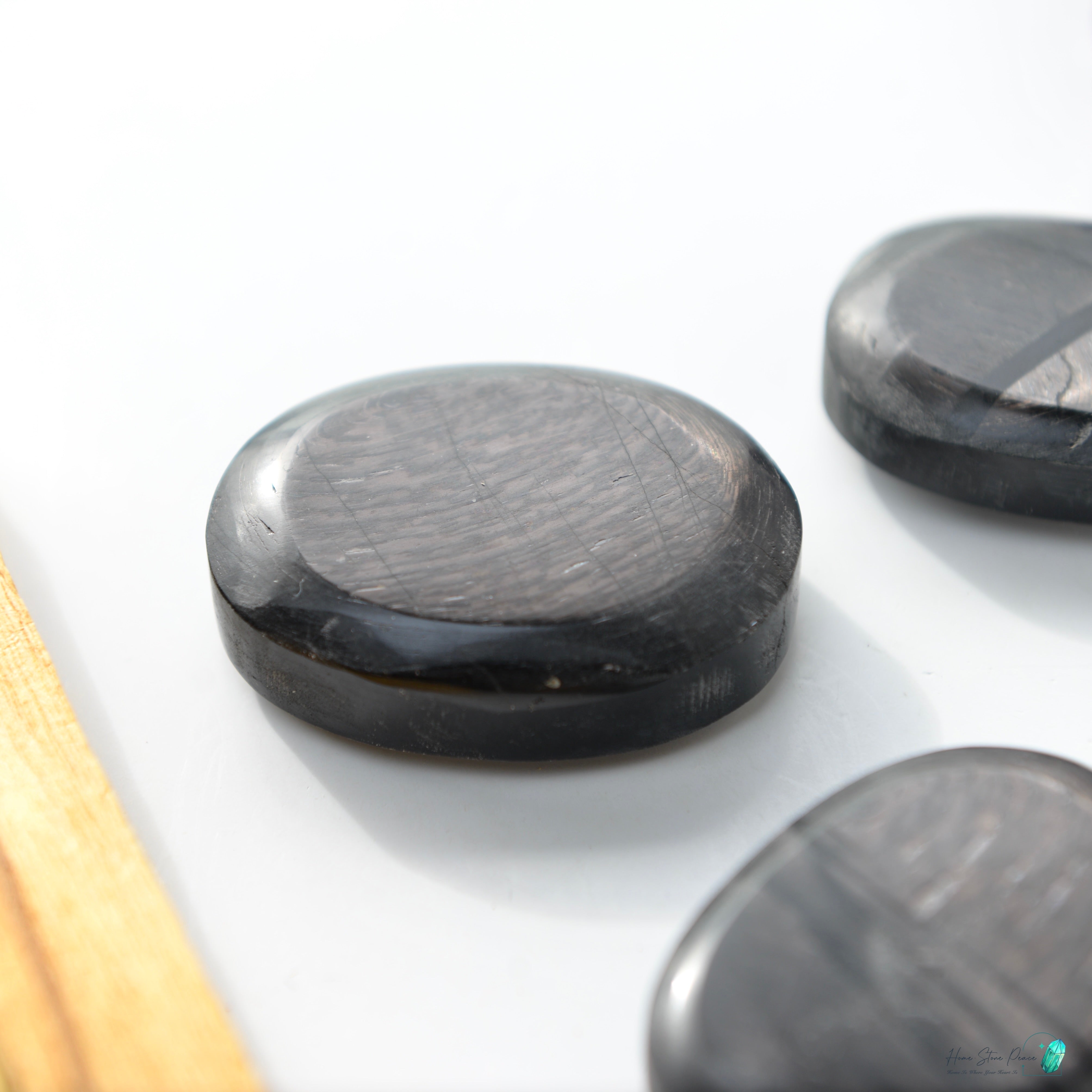 蘇輝石(金運石)手握石 Hypersthene Palm Stone