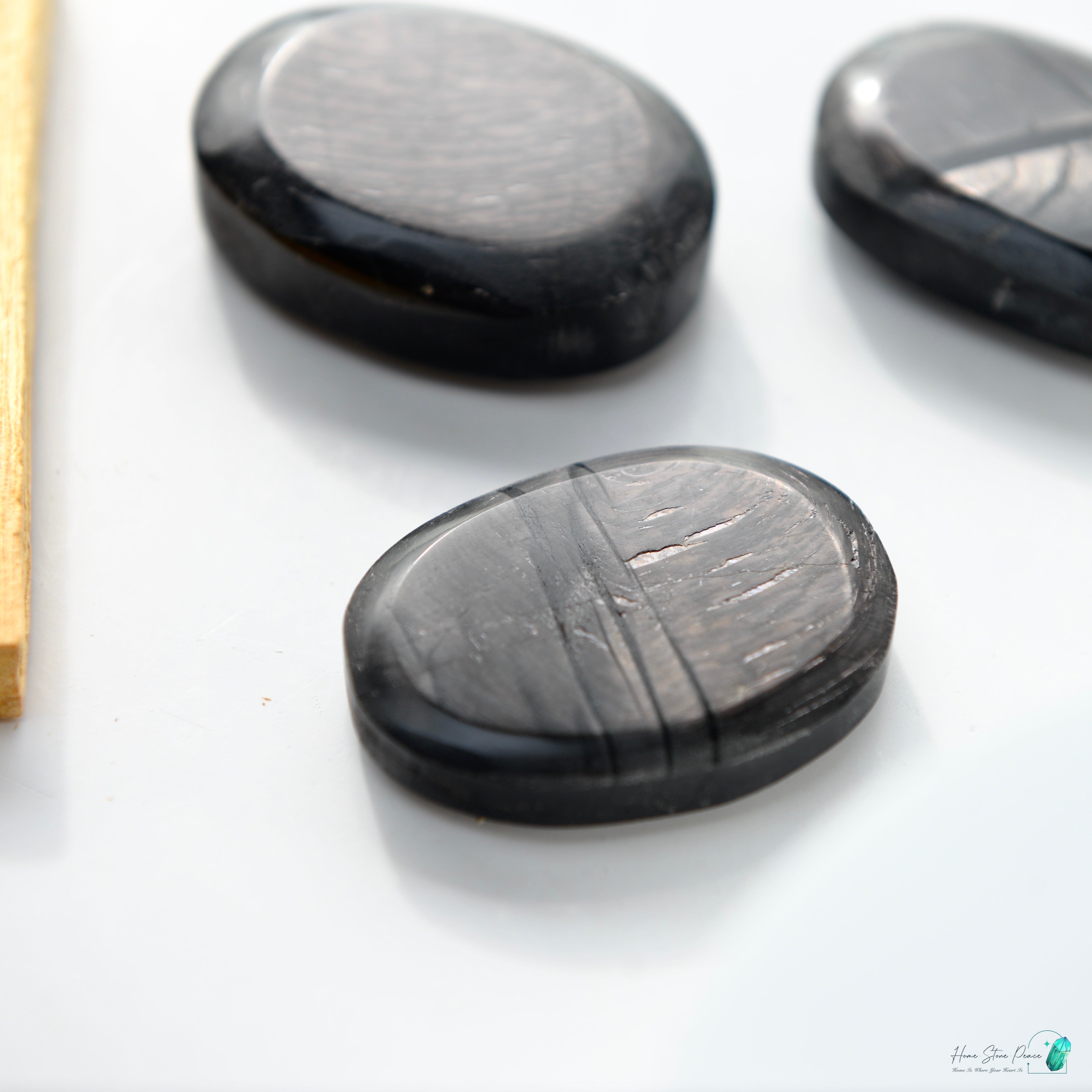 蘇輝石(金運石)手握石 Hypersthene Palm Stone