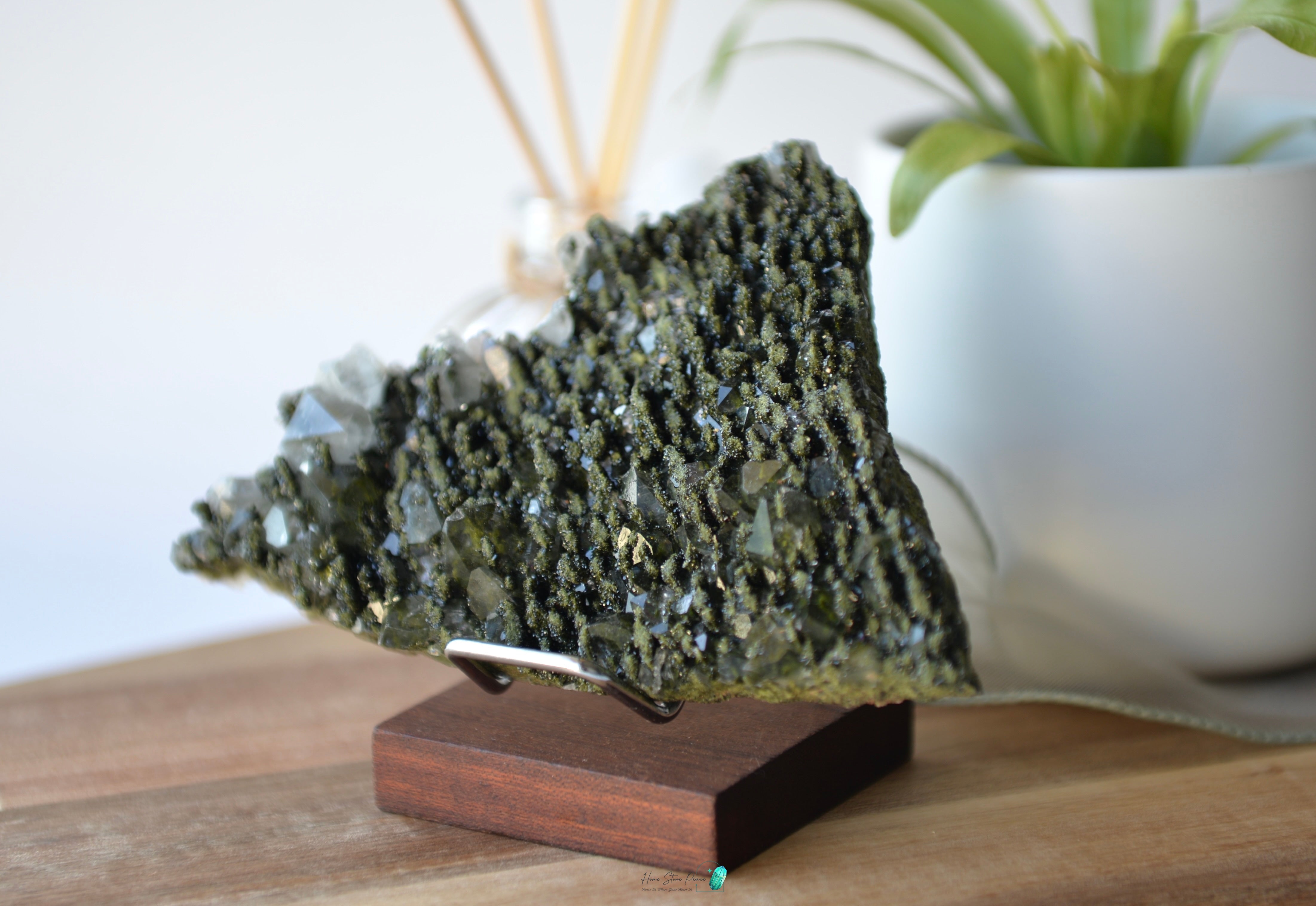 土耳其綠簾石原石 Turkish Forest Epidote