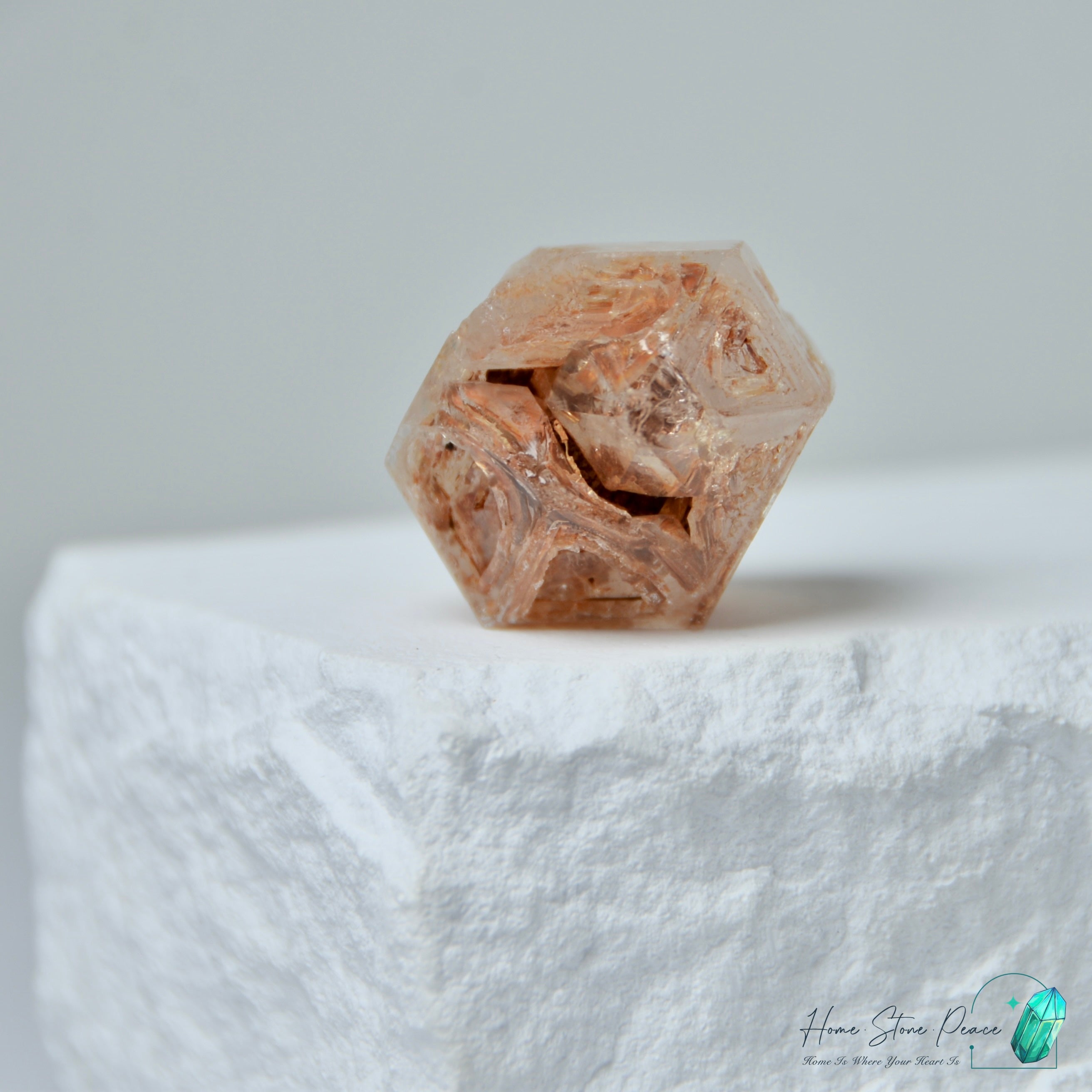馬達加斯加紅泥骸骨水晶原石 Madagascar Red Mud Skeletal Quartz