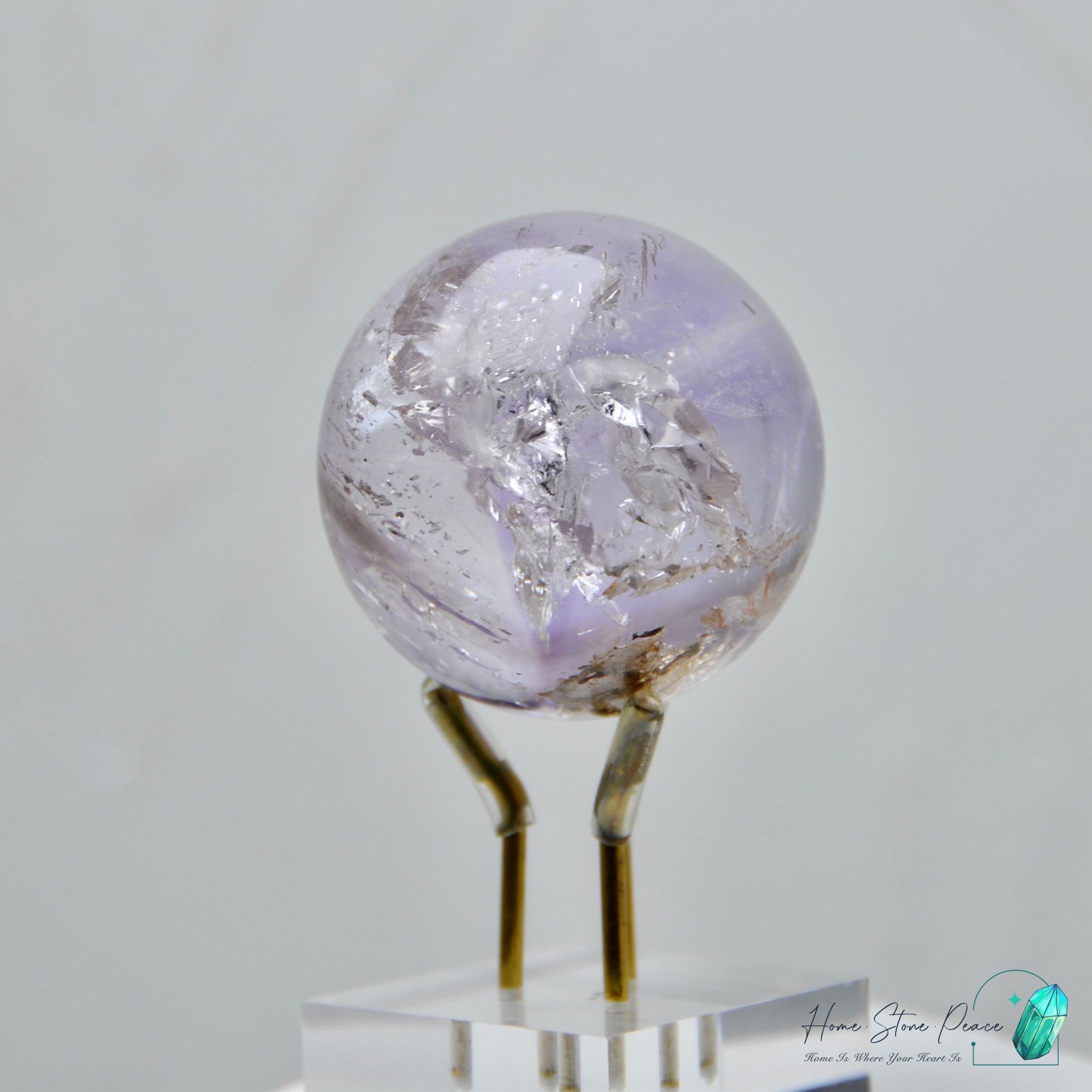 紫骸骨黃泥水晶球 Skeletal Amethyst Sphere with Yellow Mud Inclusion
