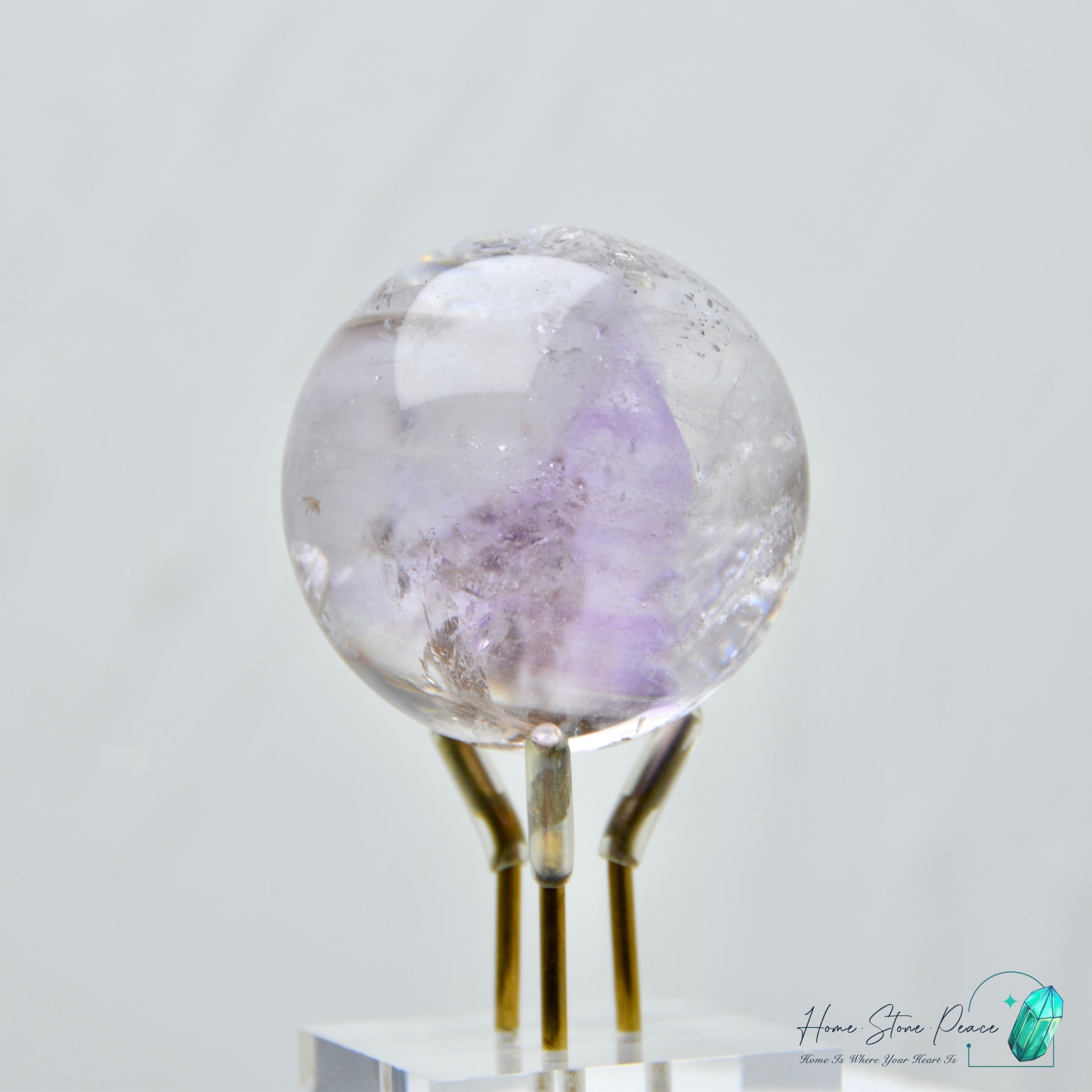 紫骸骨黃泥水晶球 Skeletal Amethyst Sphere with Yellow Mud Inclusion