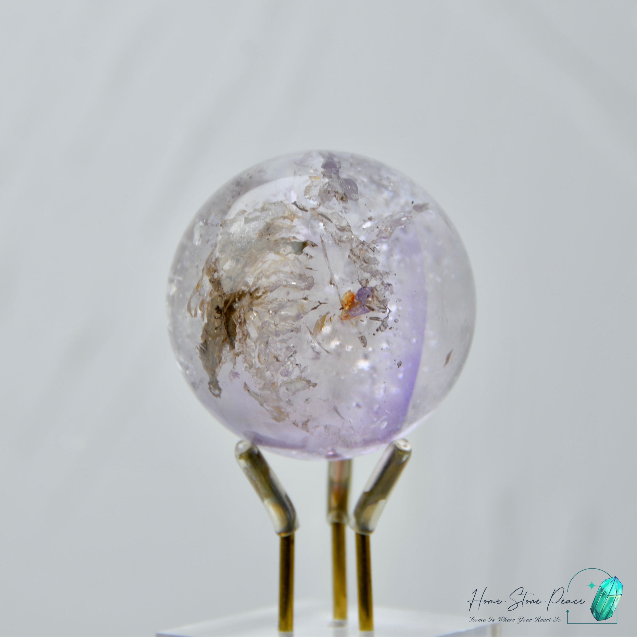 紫骸骨黃泥水晶球 Skeletal Amethyst Sphere with Yellow Mud Inclusion