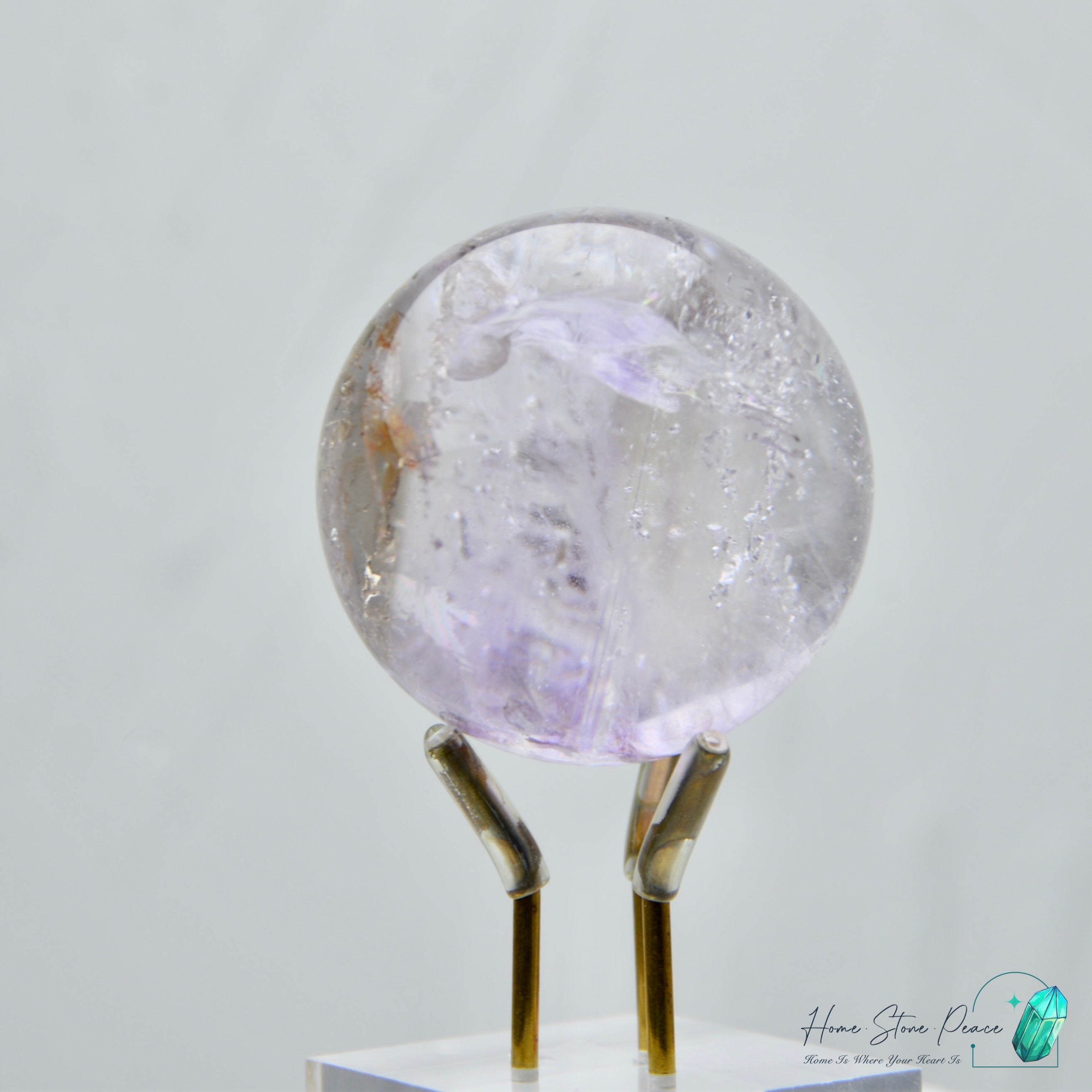 紫骸骨黃泥水晶球 Skeletal Amethyst Sphere with Yellow Mud Inclusion