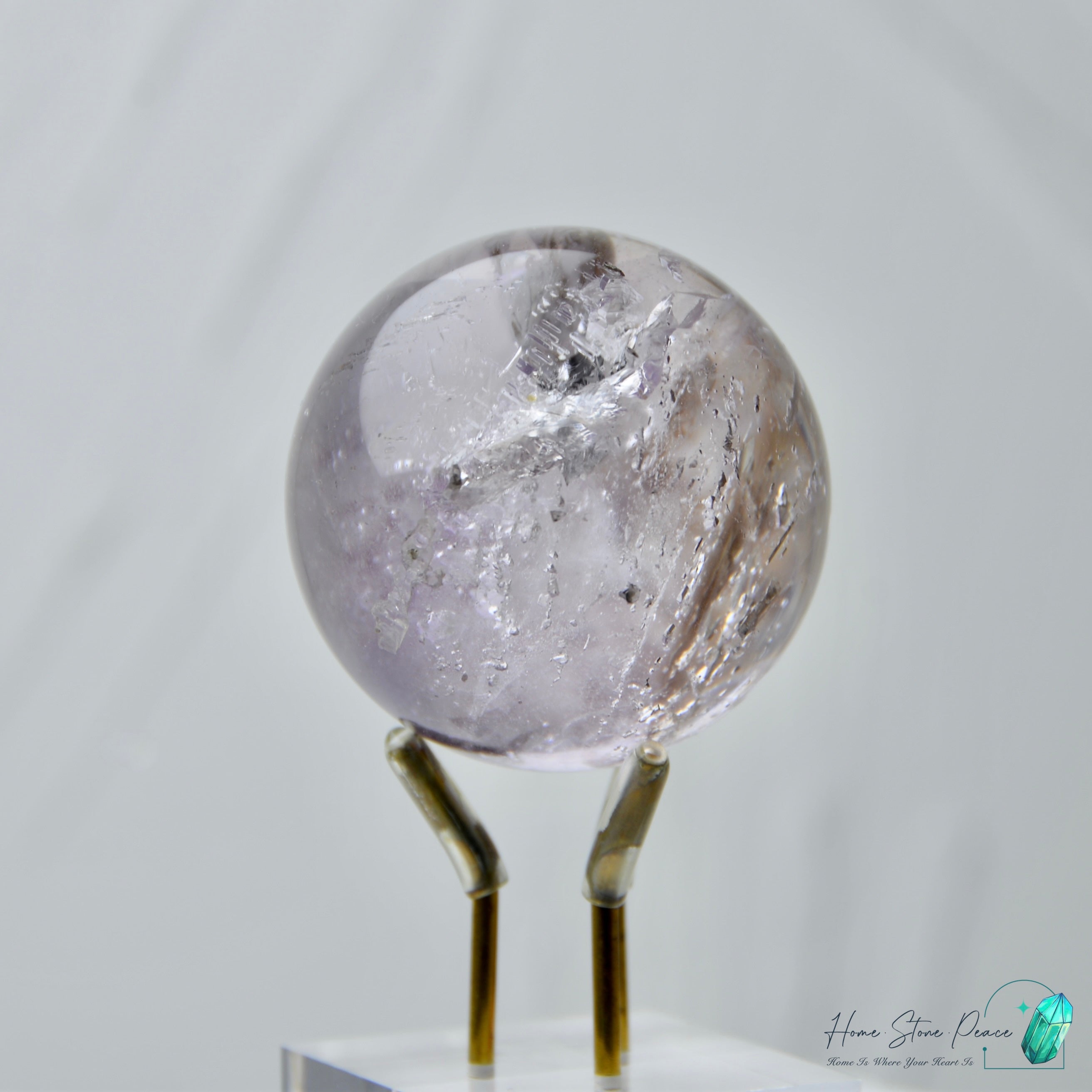 紫骸骨黃泥水晶球 Skeletal Amethyst Sphere with Yellow Mud Inclusion