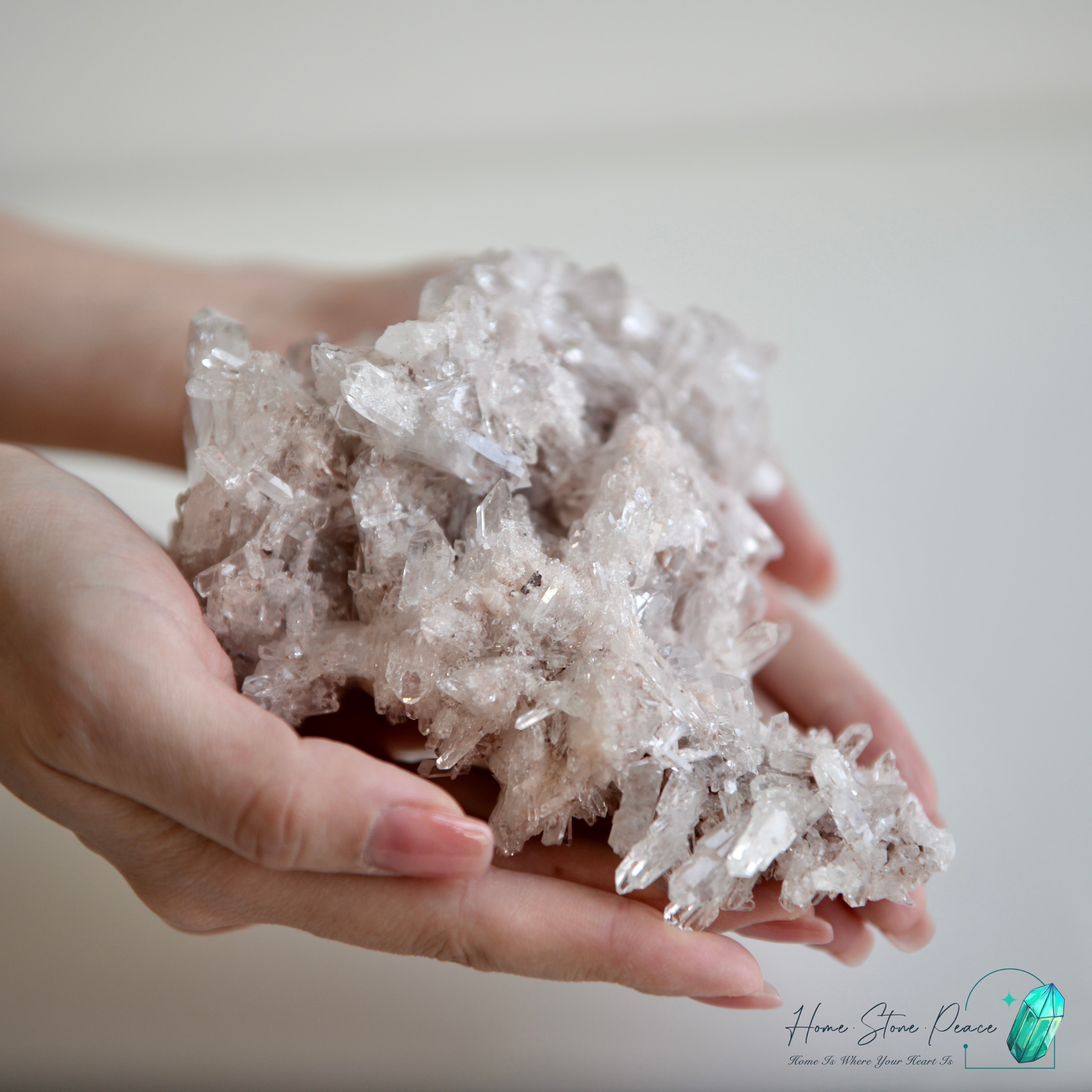 哥倫比亞粉紅雷姆利亞縫合水晶簇 Columbian Pink Lemurian Quartz Cluster with Faden Quartz