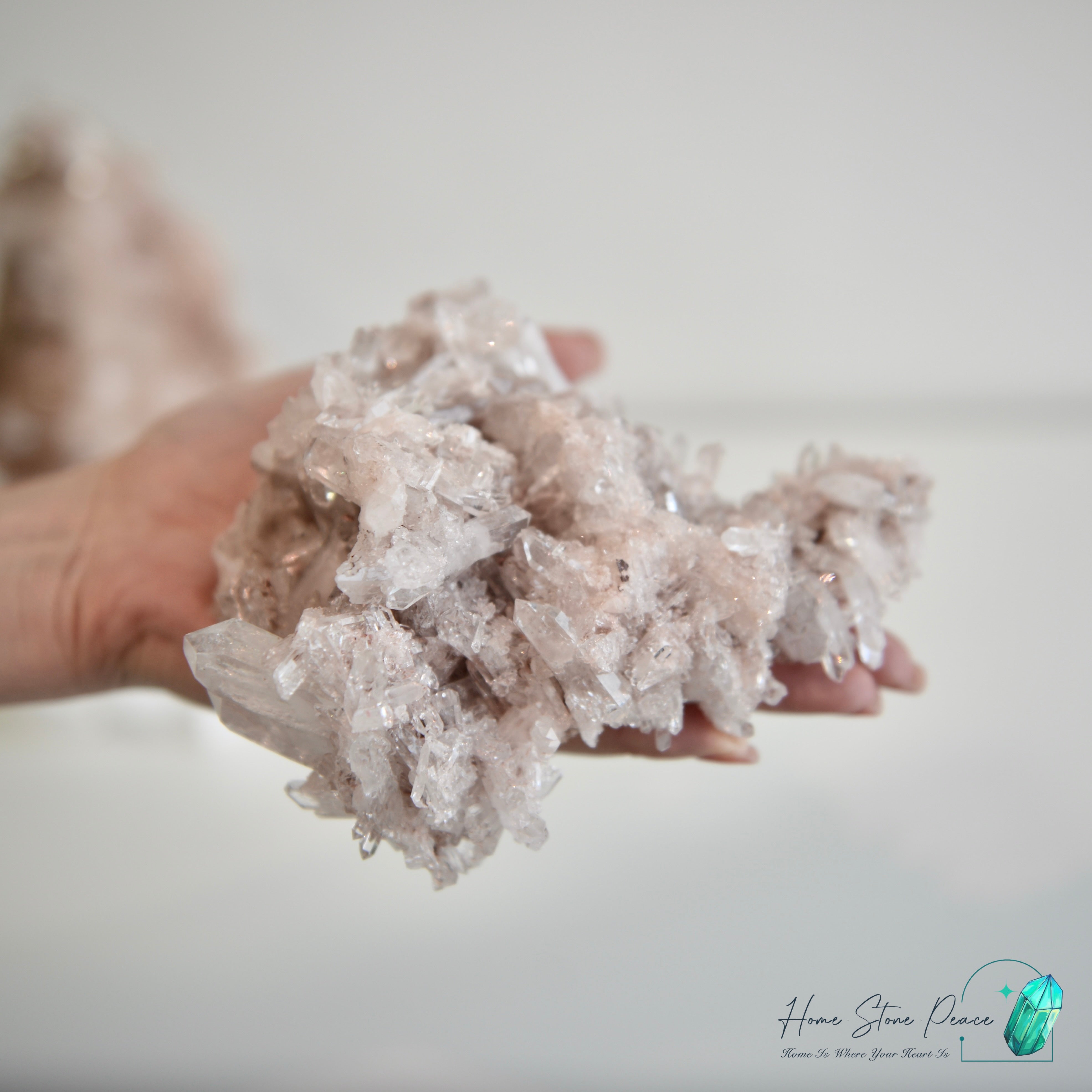 哥倫比亞粉紅雷姆利亞縫合水晶簇 Columbian Pink Lemurian Quartz Cluster with Faden Quartz