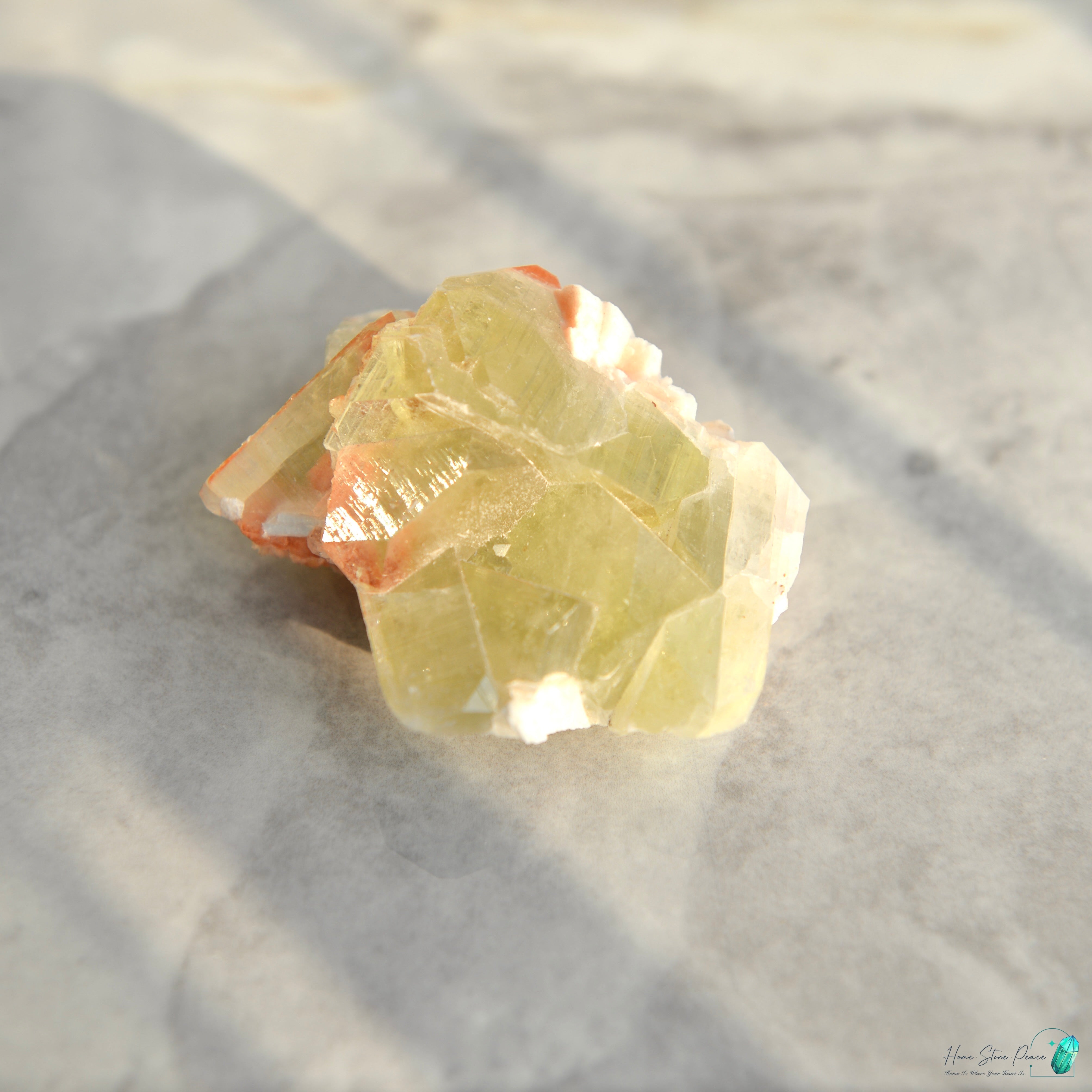 精品印度綠魚眼石原石 Premium Indian Green Apophyllite Cluster