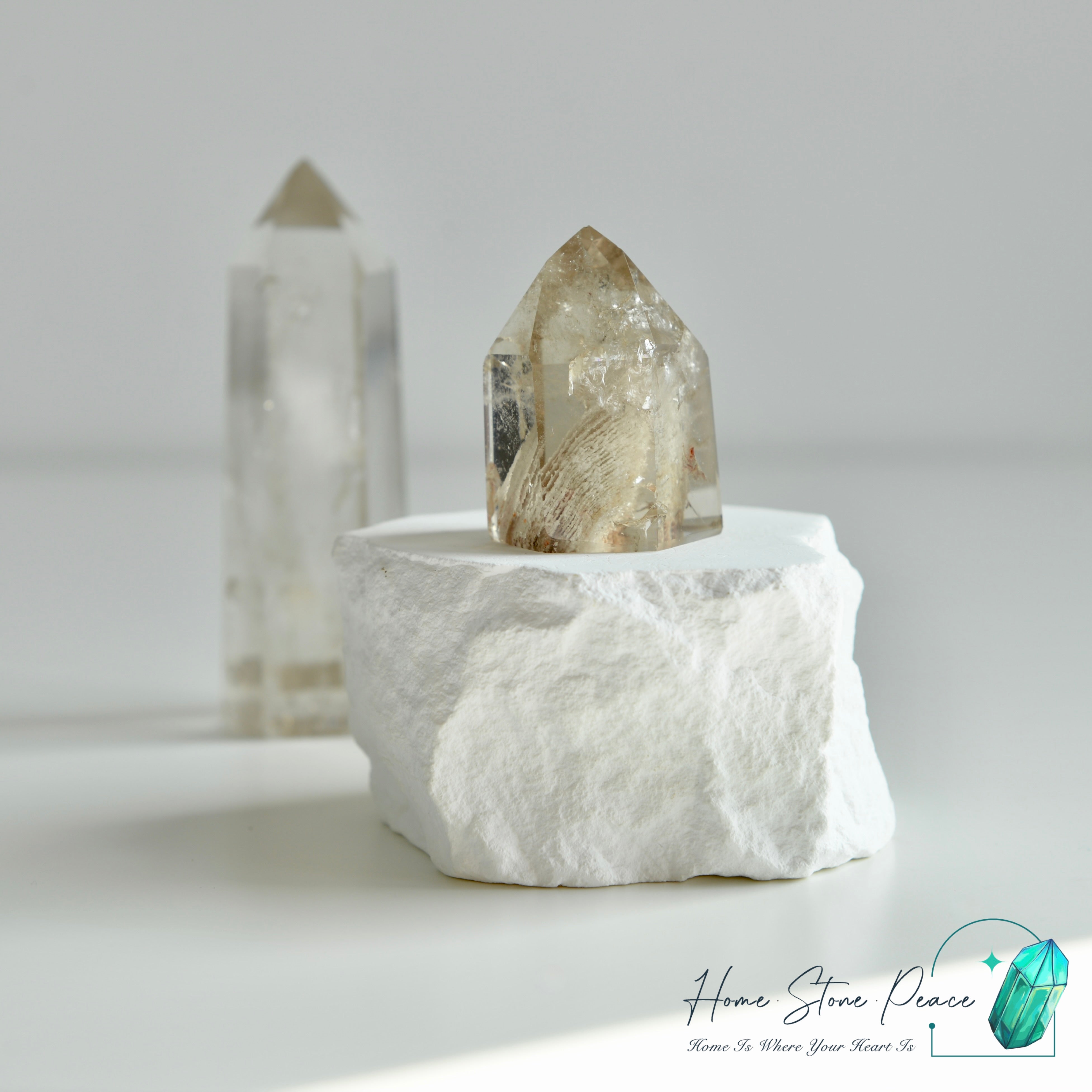幽靈茶水晶 Smoky Phantom Quartz