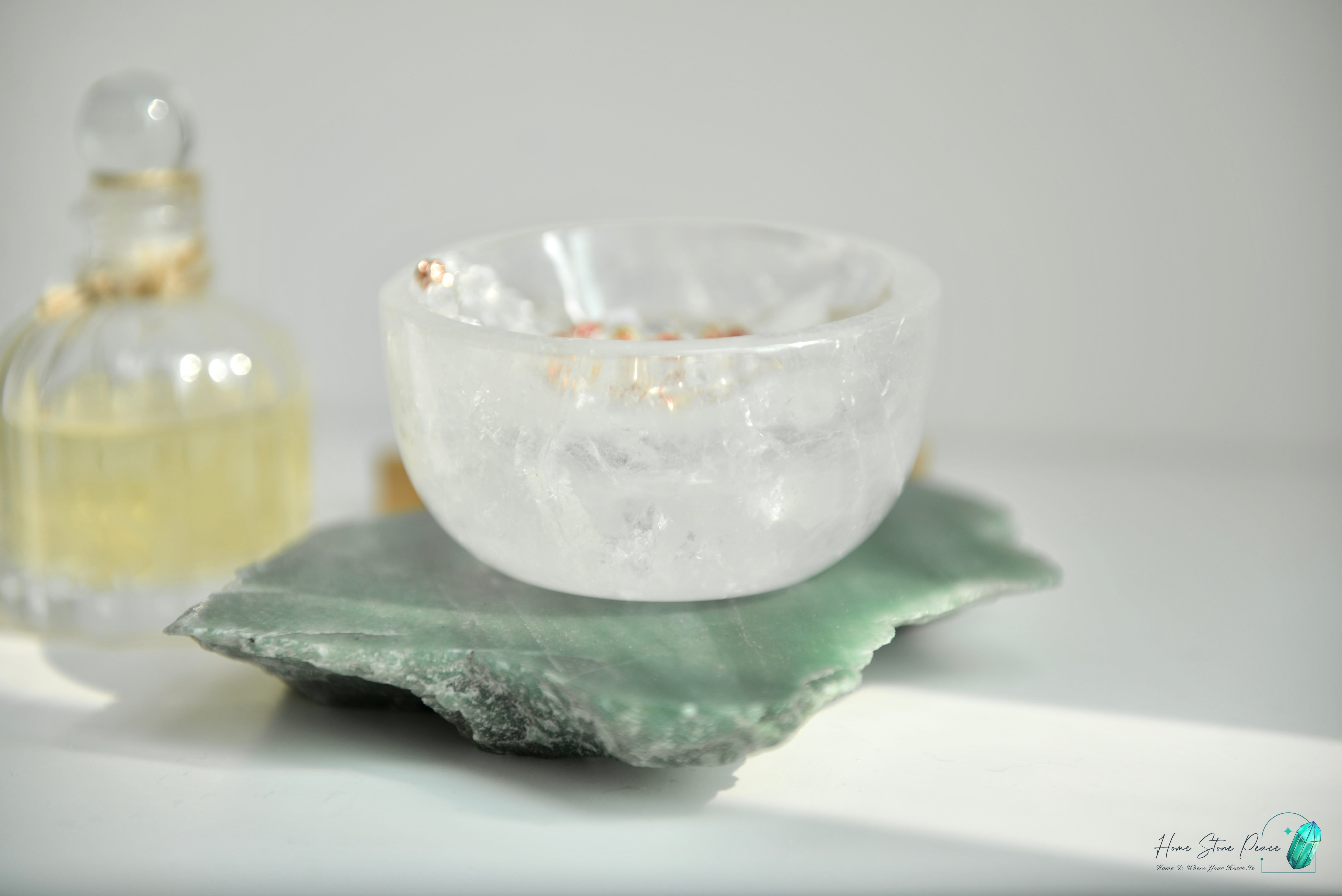 白水晶碗 Clear Quartz Bowl