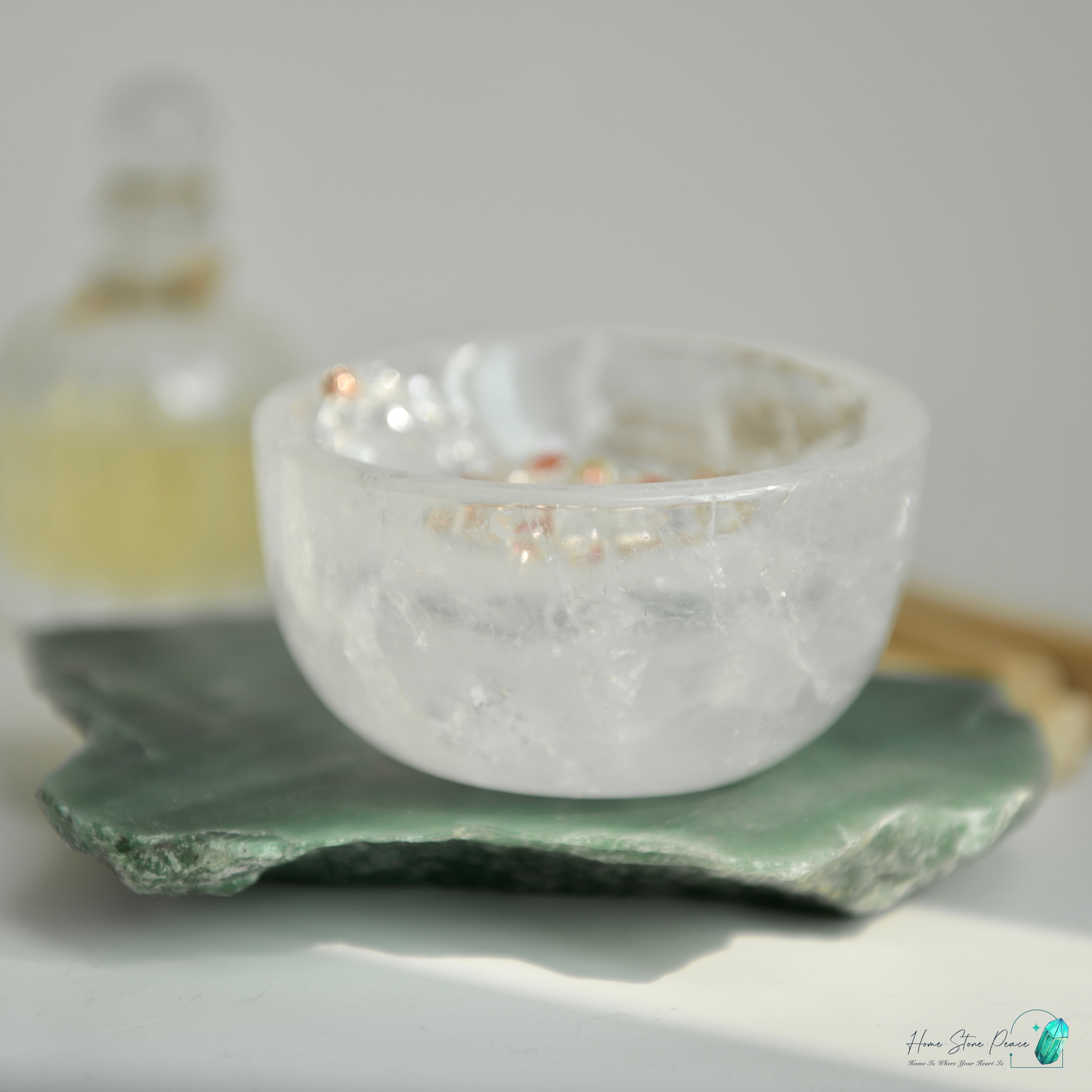 白水晶碗 Clear Quartz Bowl