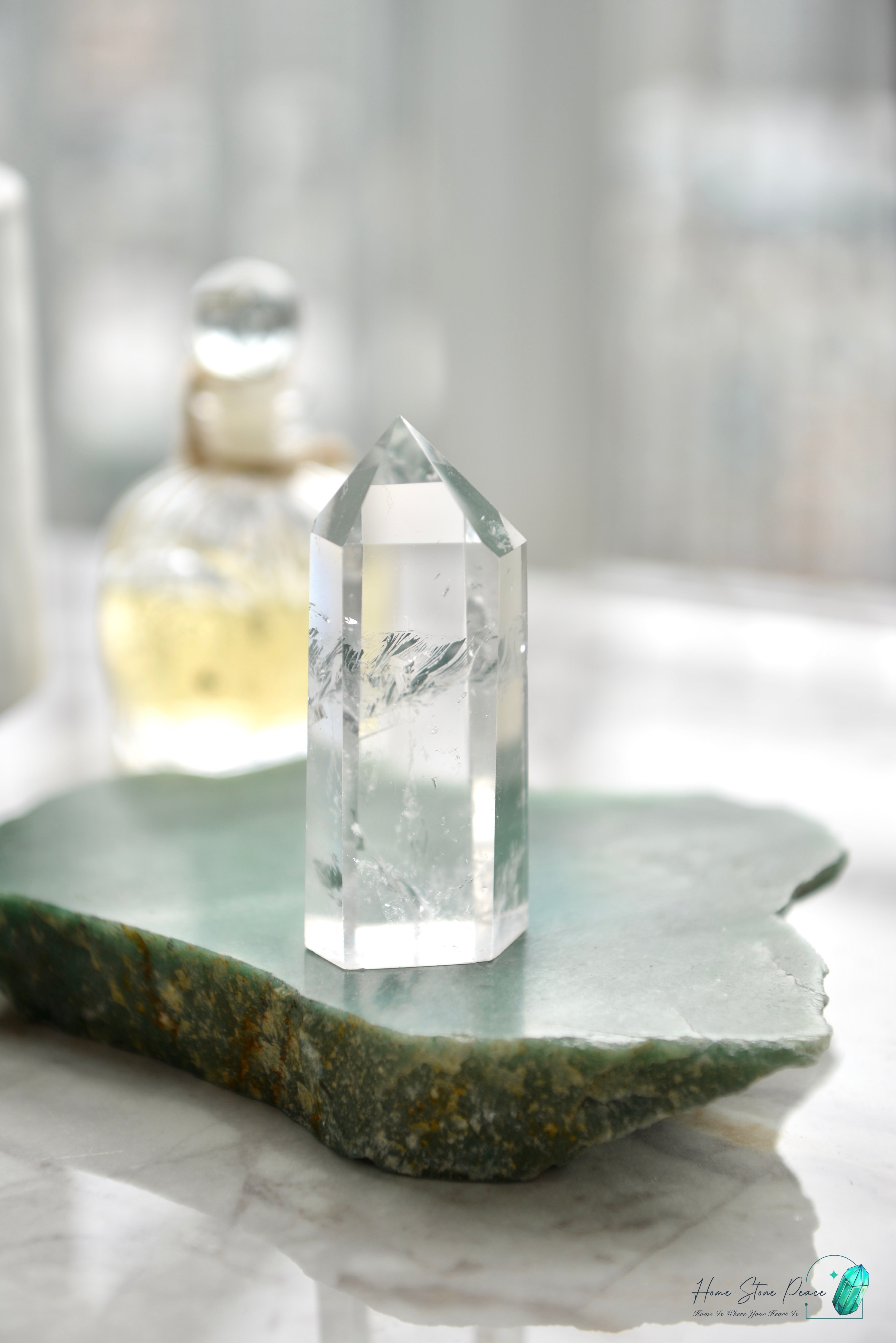 白水晶柱 Clear Quartz Tower