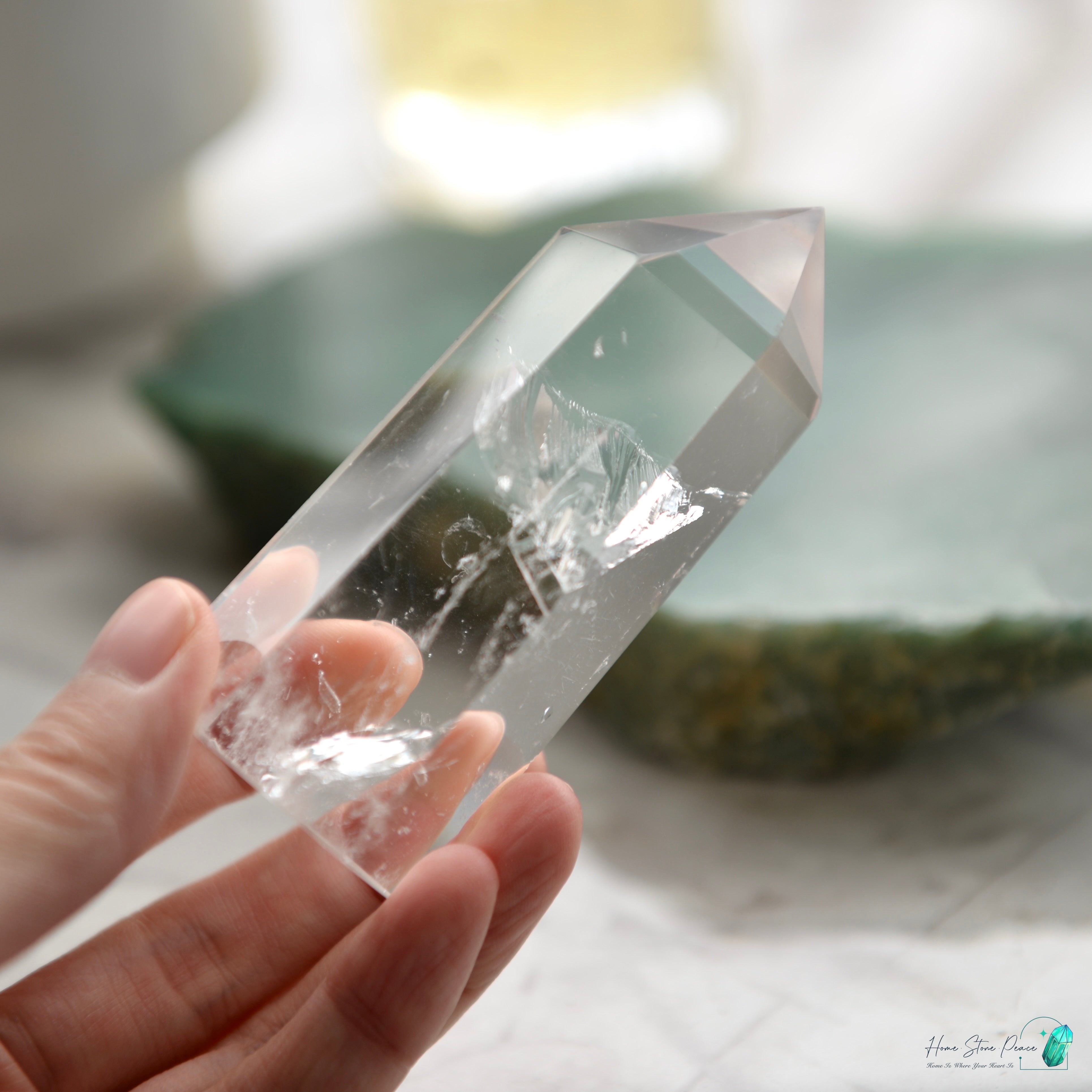 白水晶柱 Clear Quartz Tower