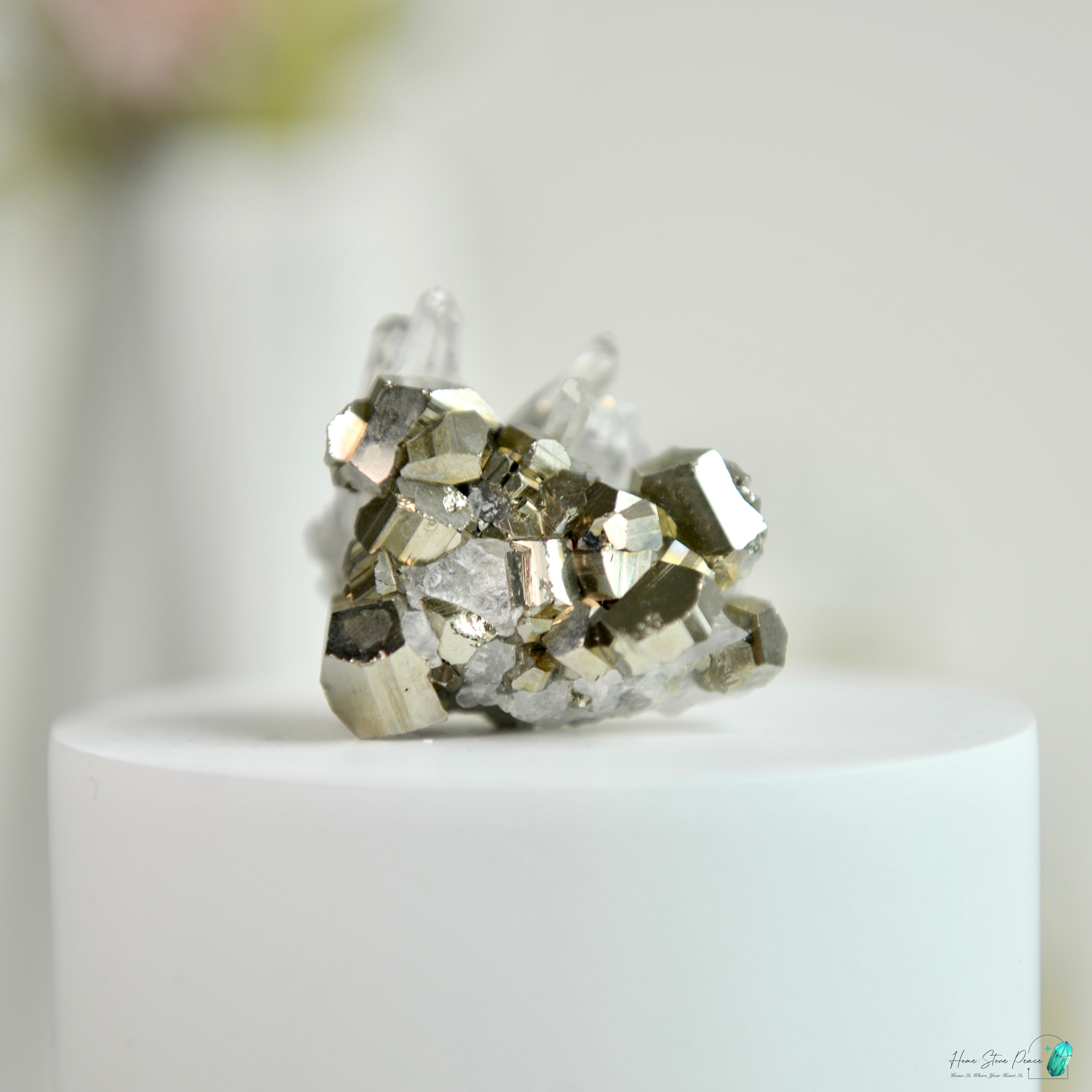 印尼黃鐵礦白水晶共生 Indonesian Pyrite with Clear Quartz Cluster