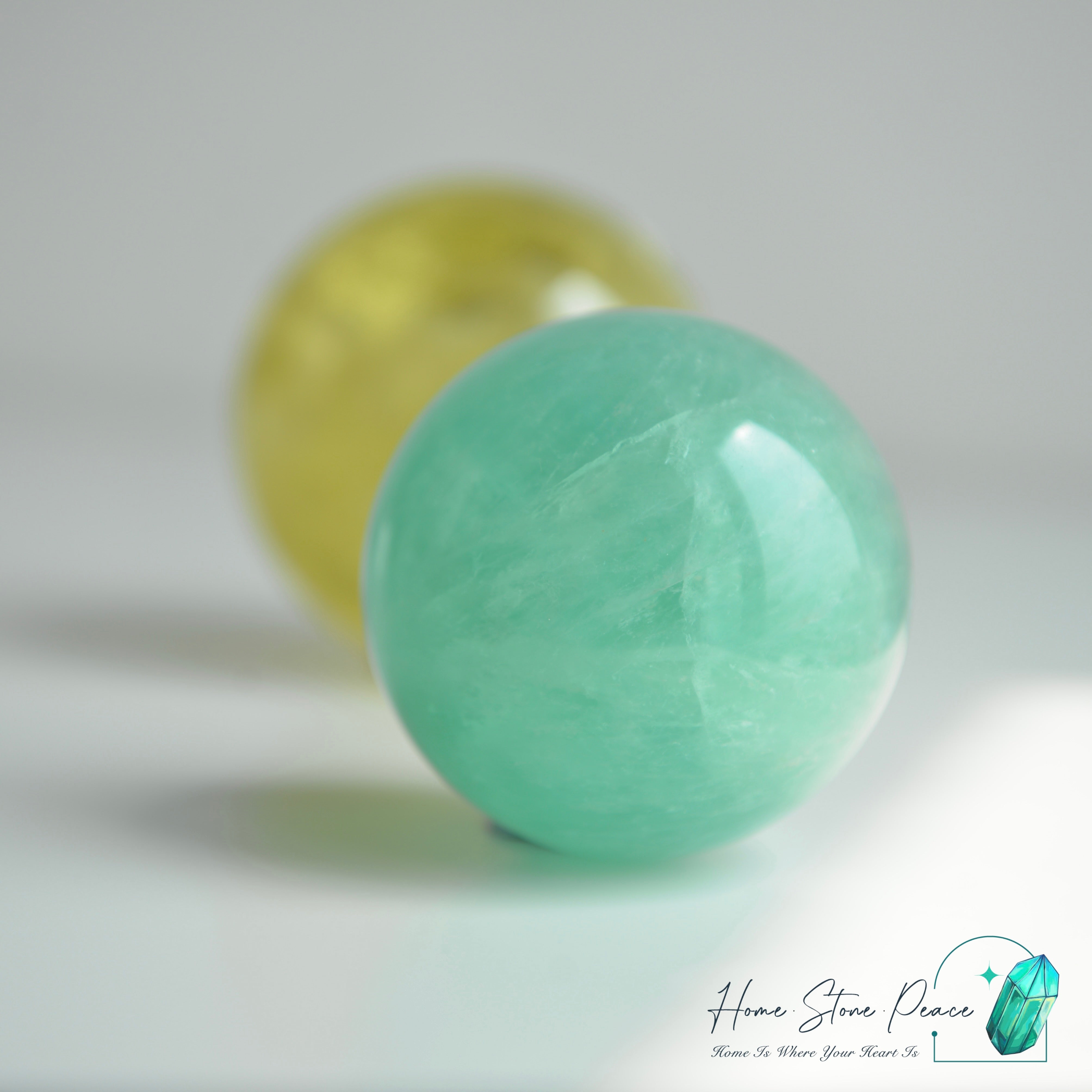 綠螢石球 Green Fluorite Sphere
