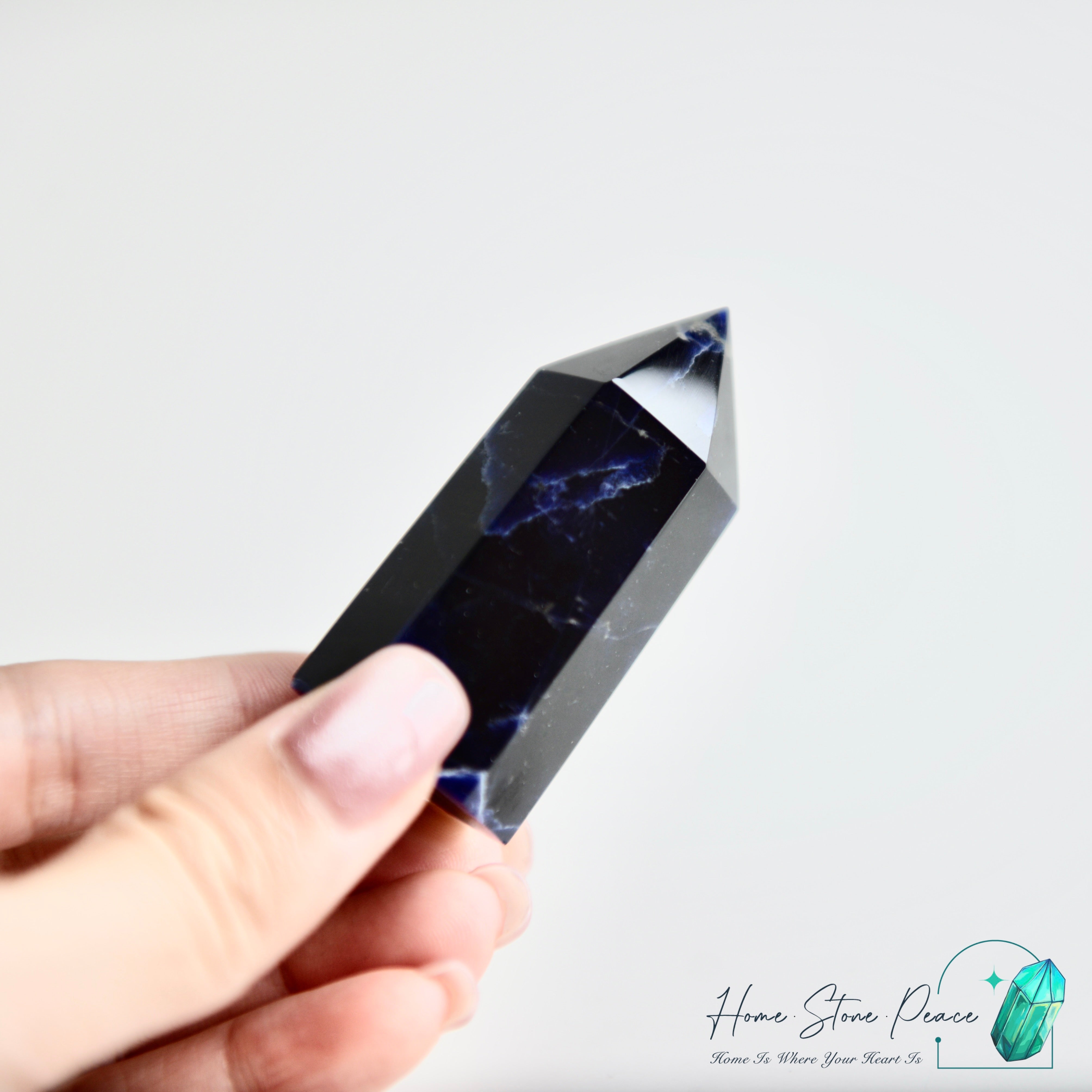 藍紋石柱 Sodalite Point
