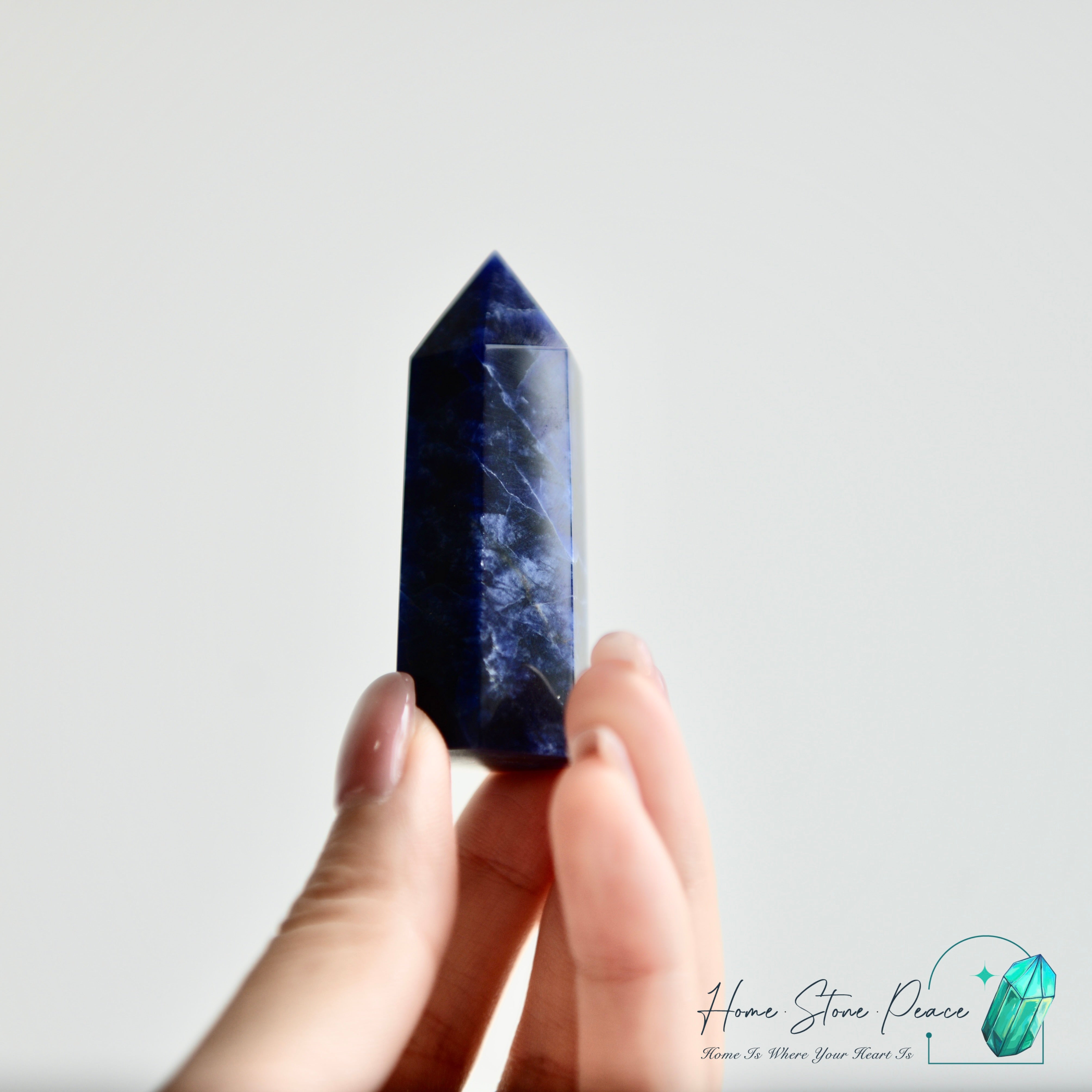 藍紋石柱 Sodalite Point