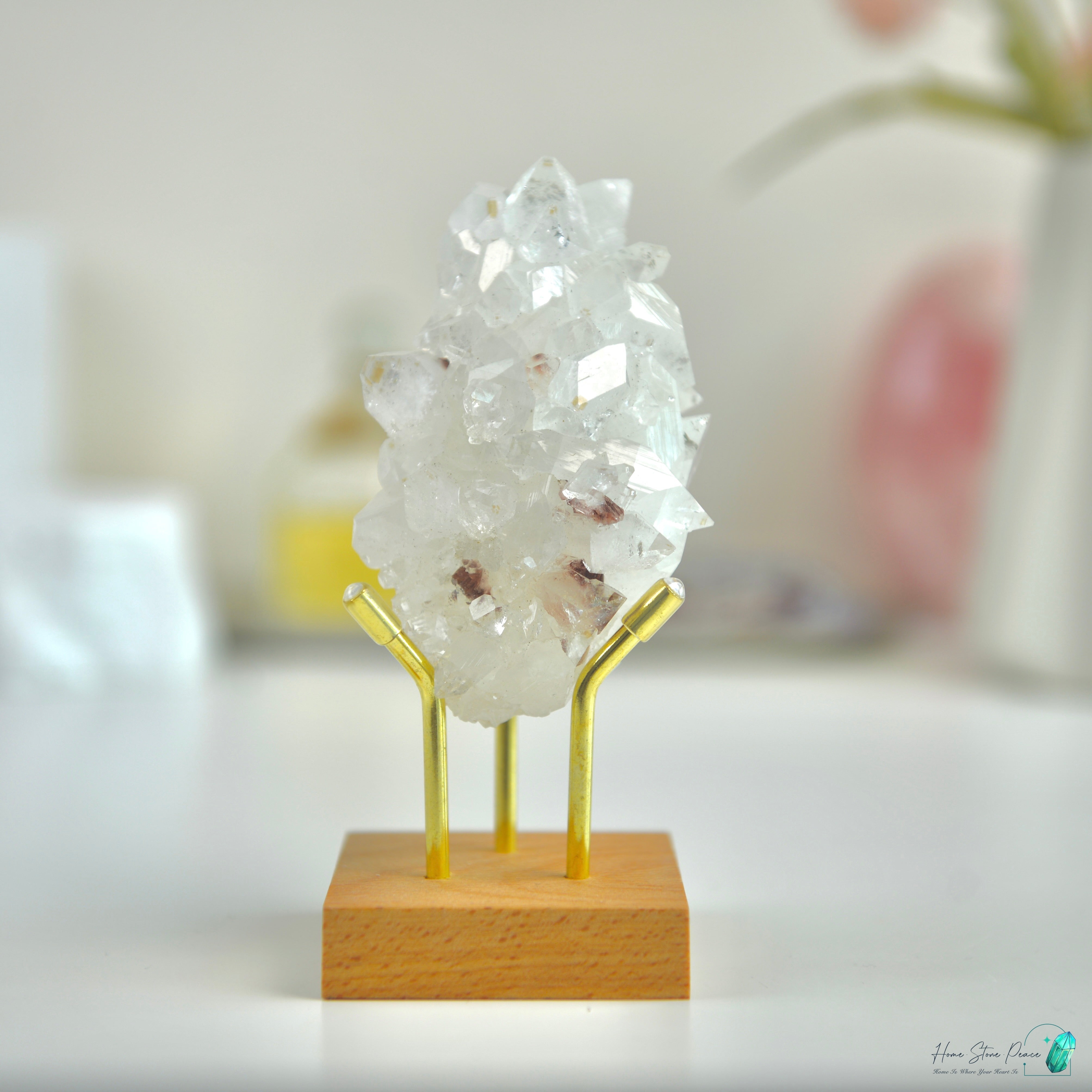 鑽石魚眼石紅色沸石共生 Diamond Apophyllite Cluster with Red Zeolite