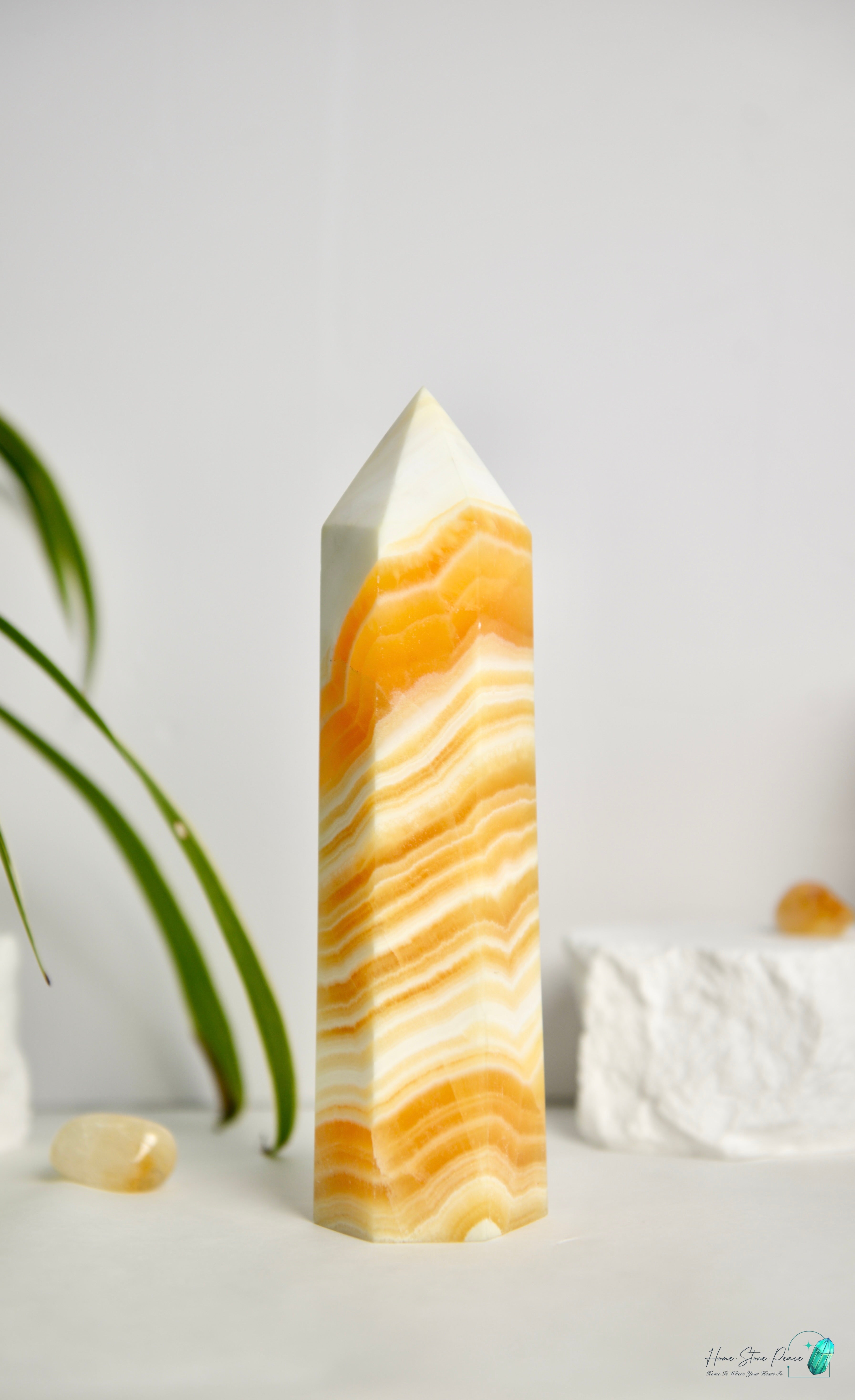 橙色方解石柱 Orange Calcite Tower