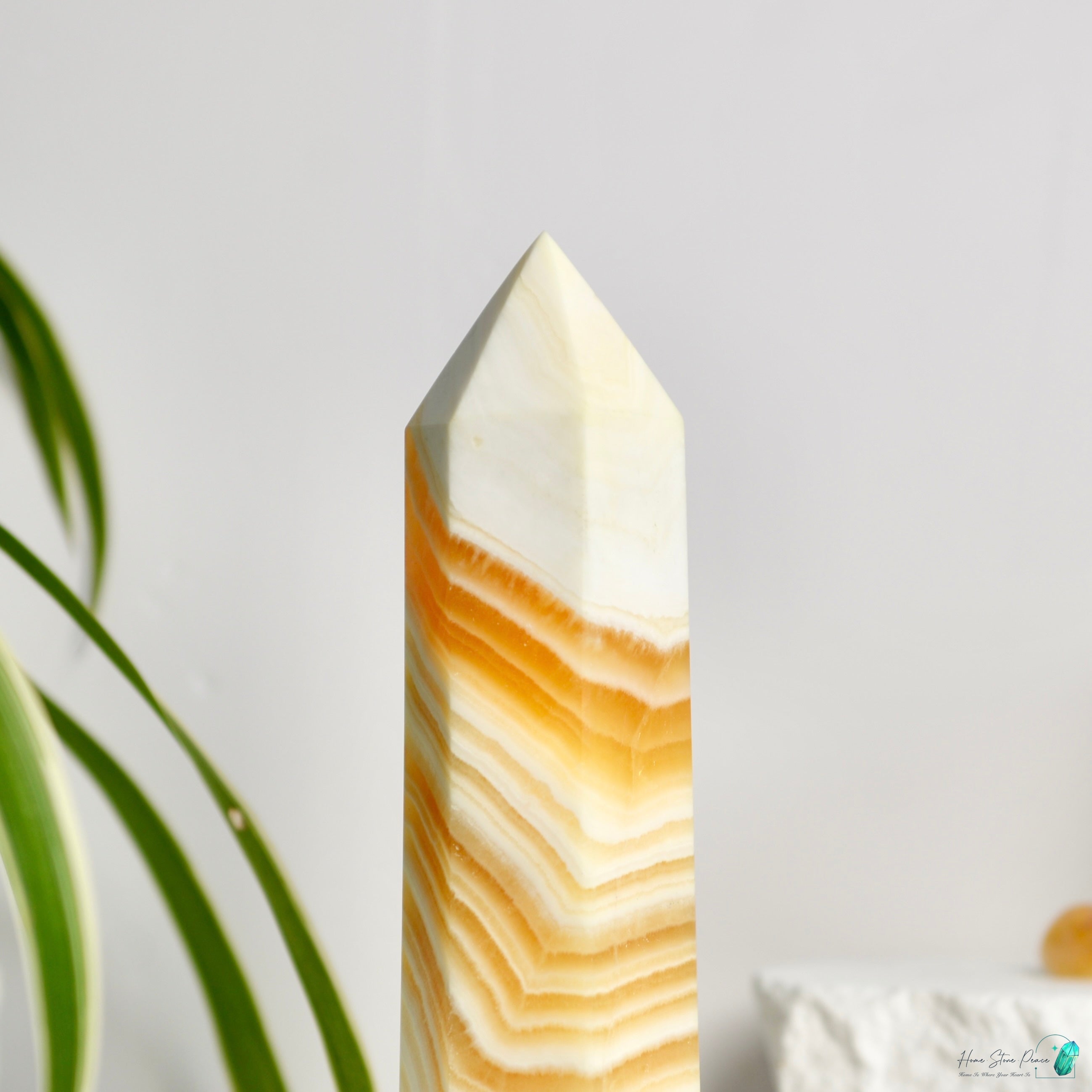 橙色方解石柱 Orange Calcite Tower