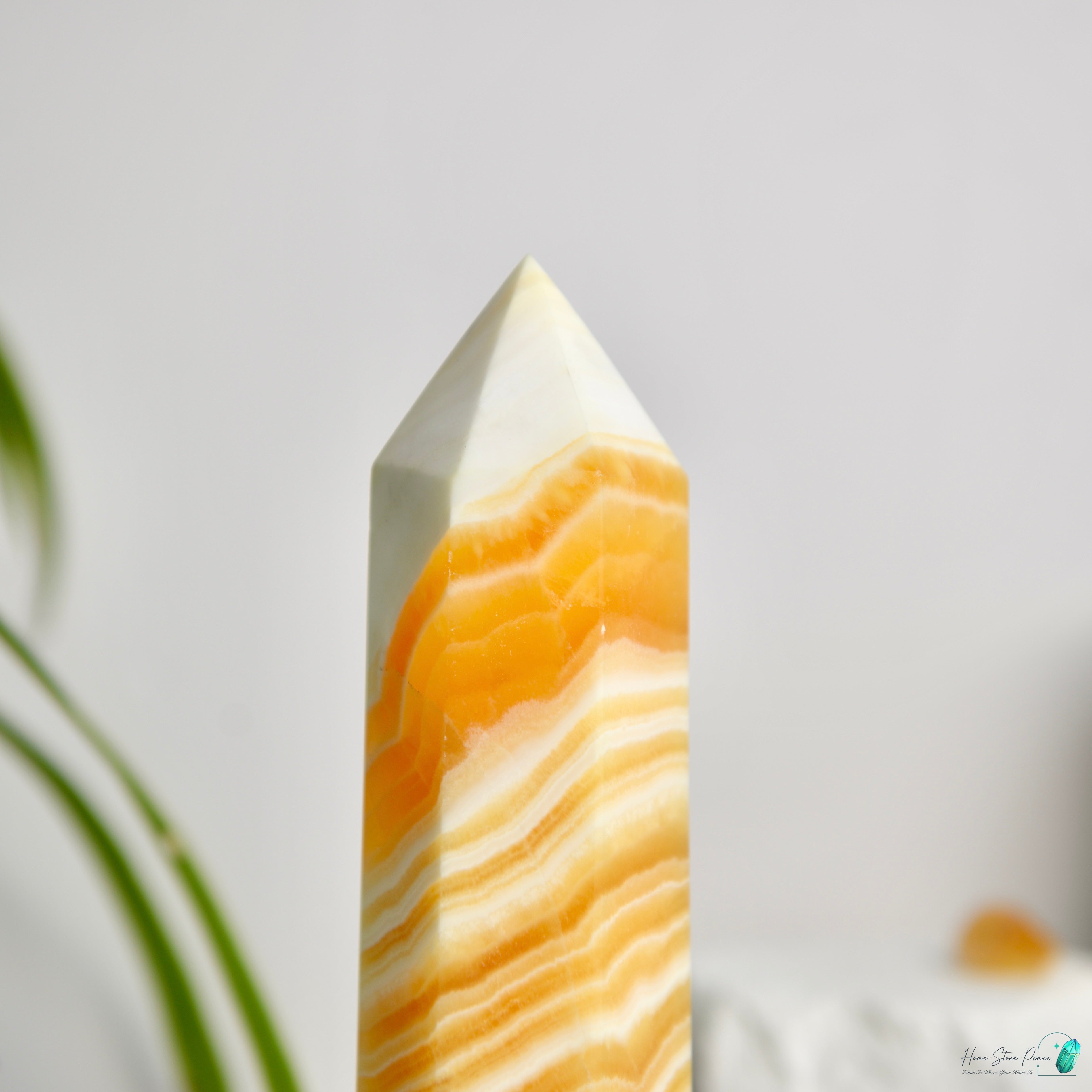 橙色方解石柱 Orange Calcite Tower