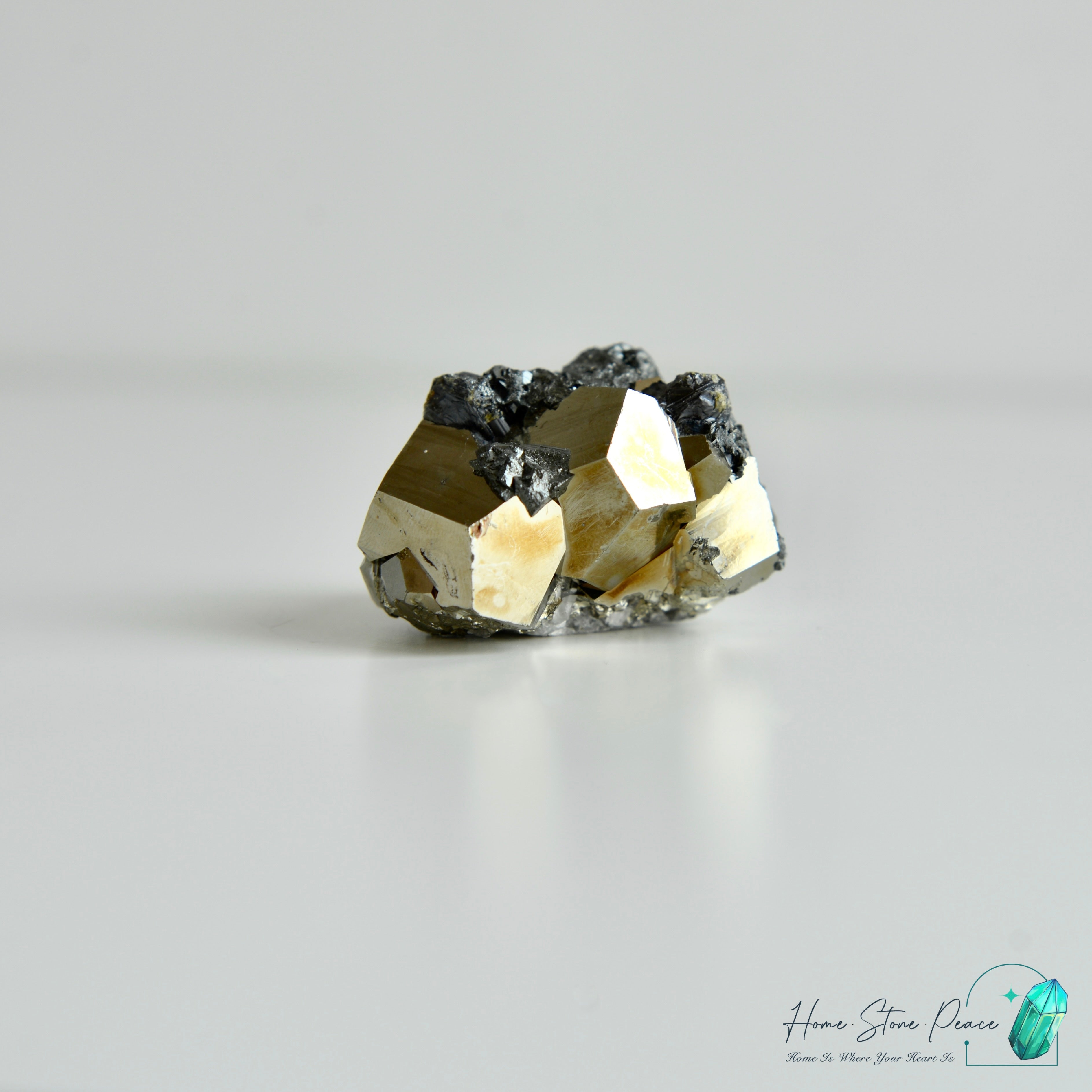 印尼黃鐵礦 Indonesian Pyrite Cluster