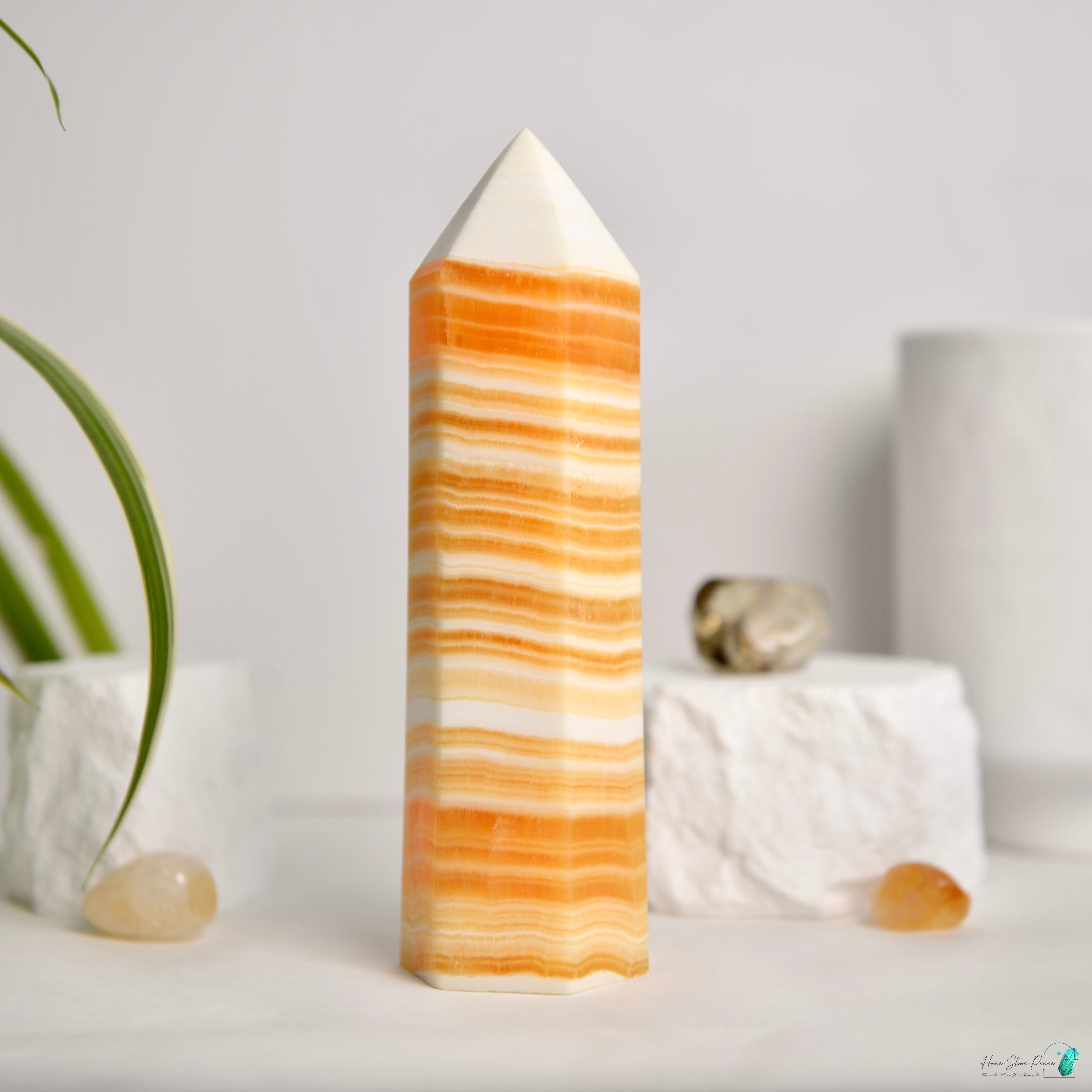 橙色方解石柱 Orange Calcite Tower