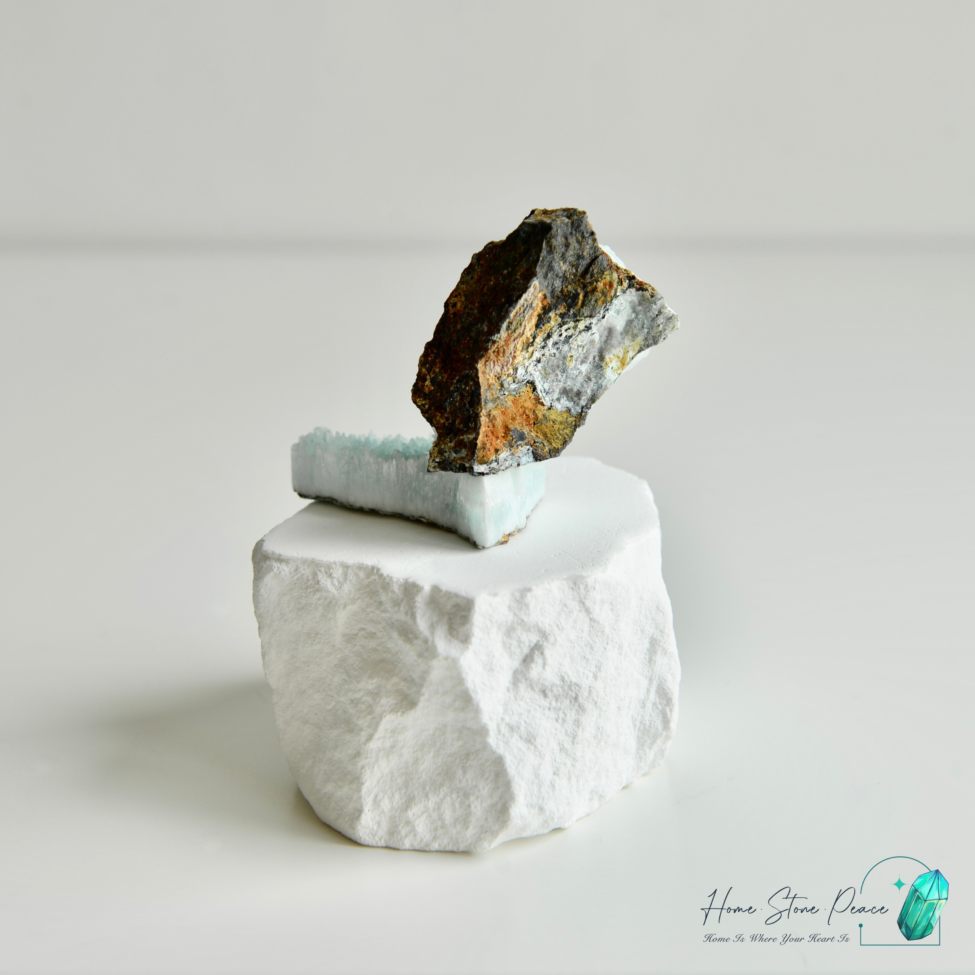 藍霰石 Blue Aragonite Cluster