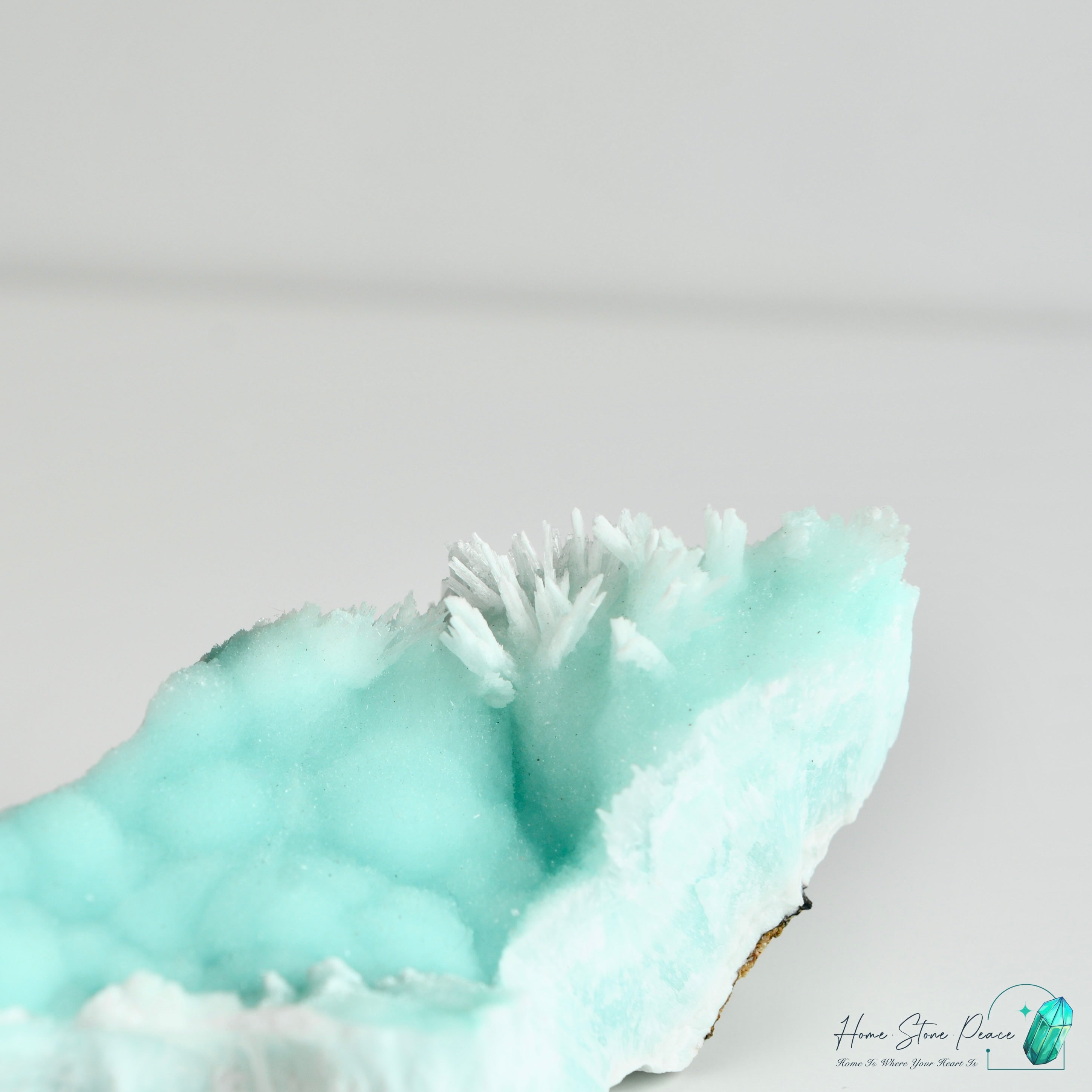 藍霰石 Blue Aragonite Cluster