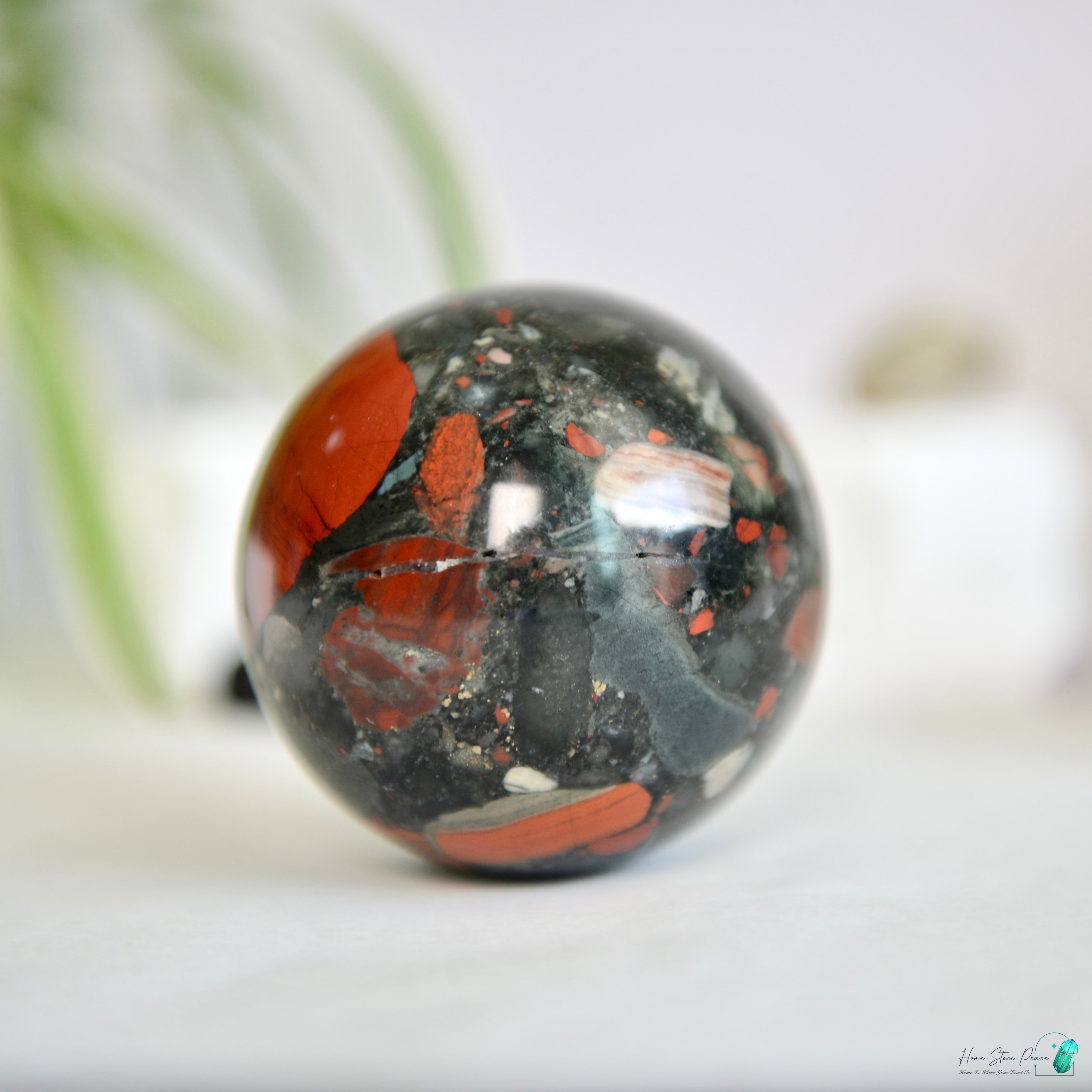 血石球 Bloodstone Sphere
