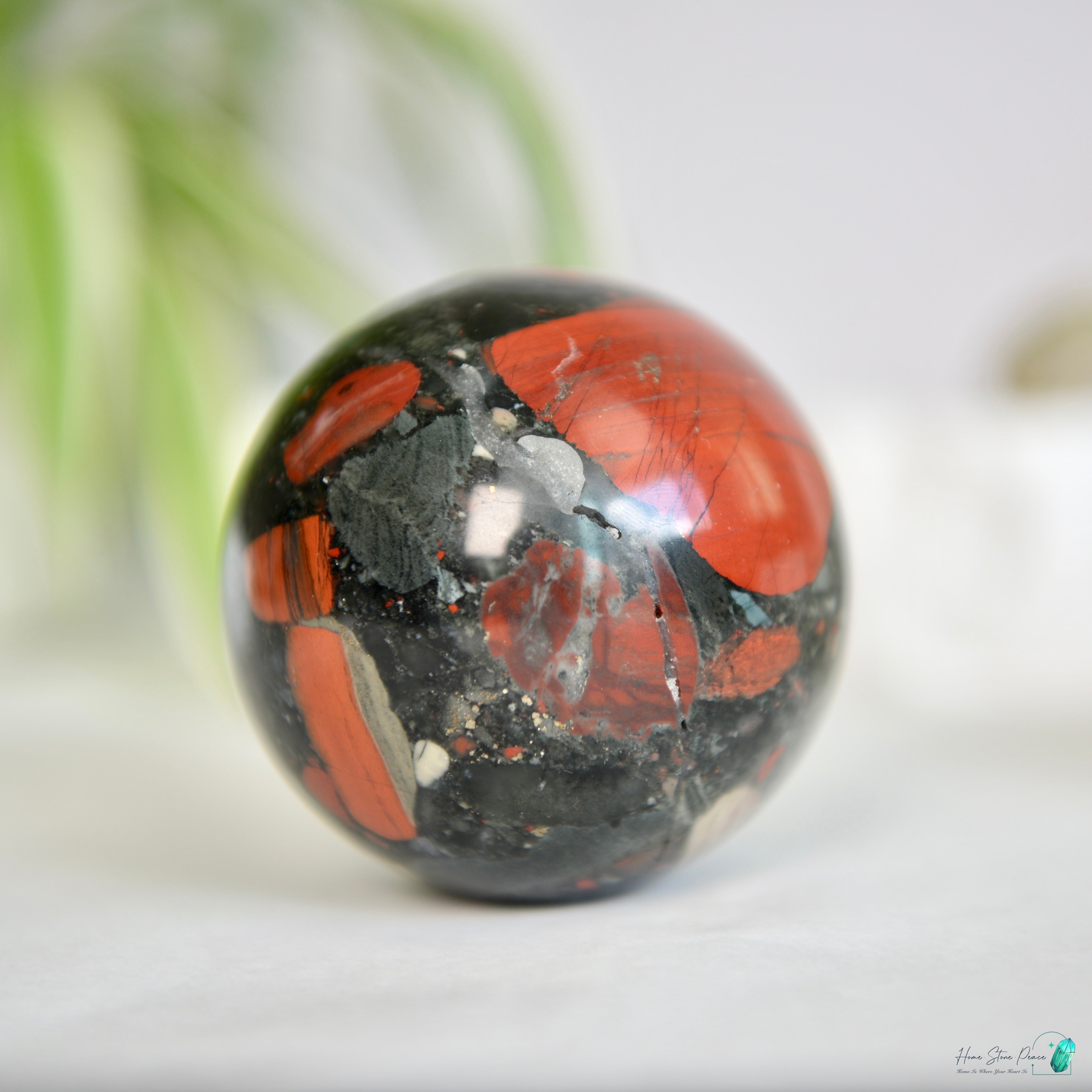 血石球 Bloodstone Sphere
