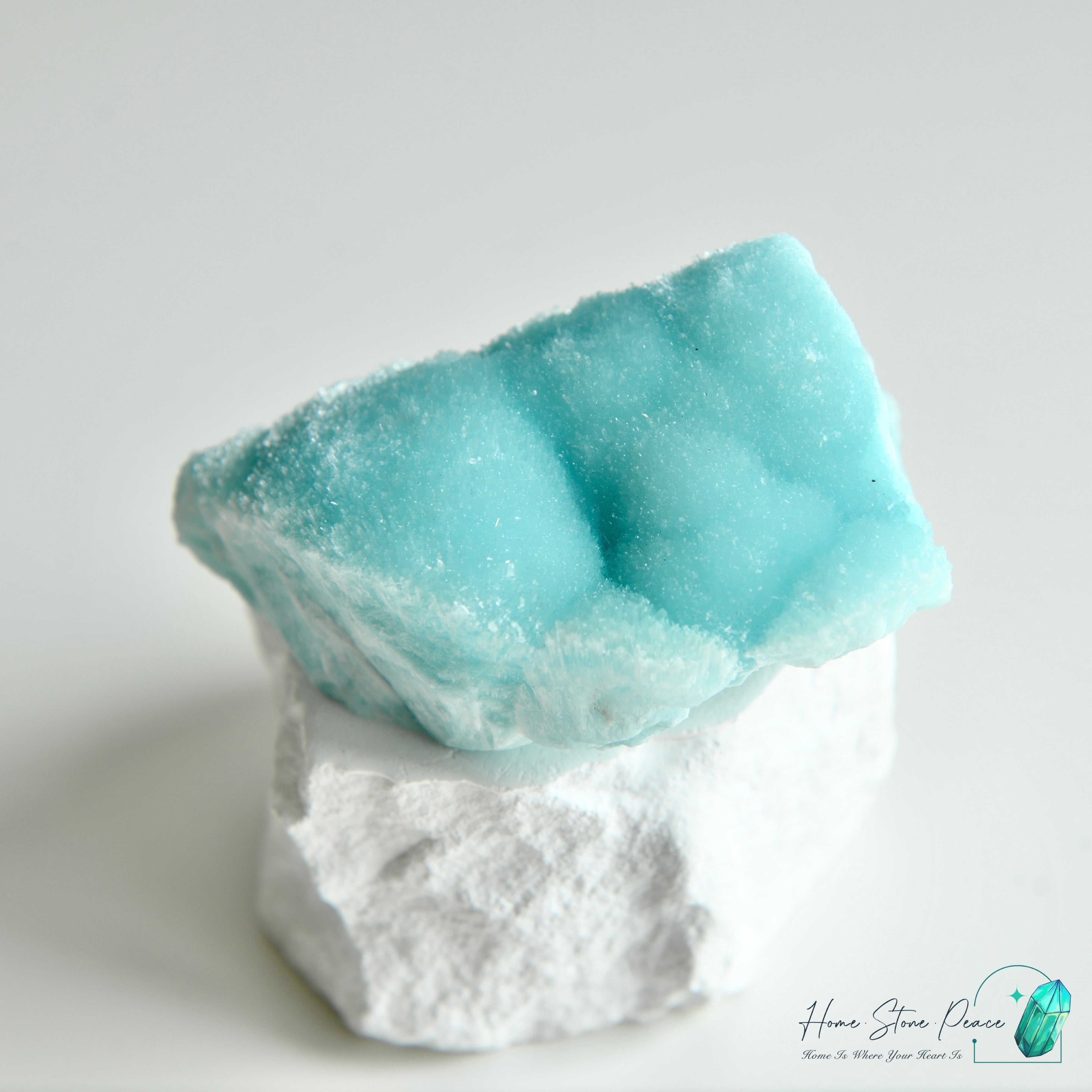 藍霰石 Blue Aragonite Cluster