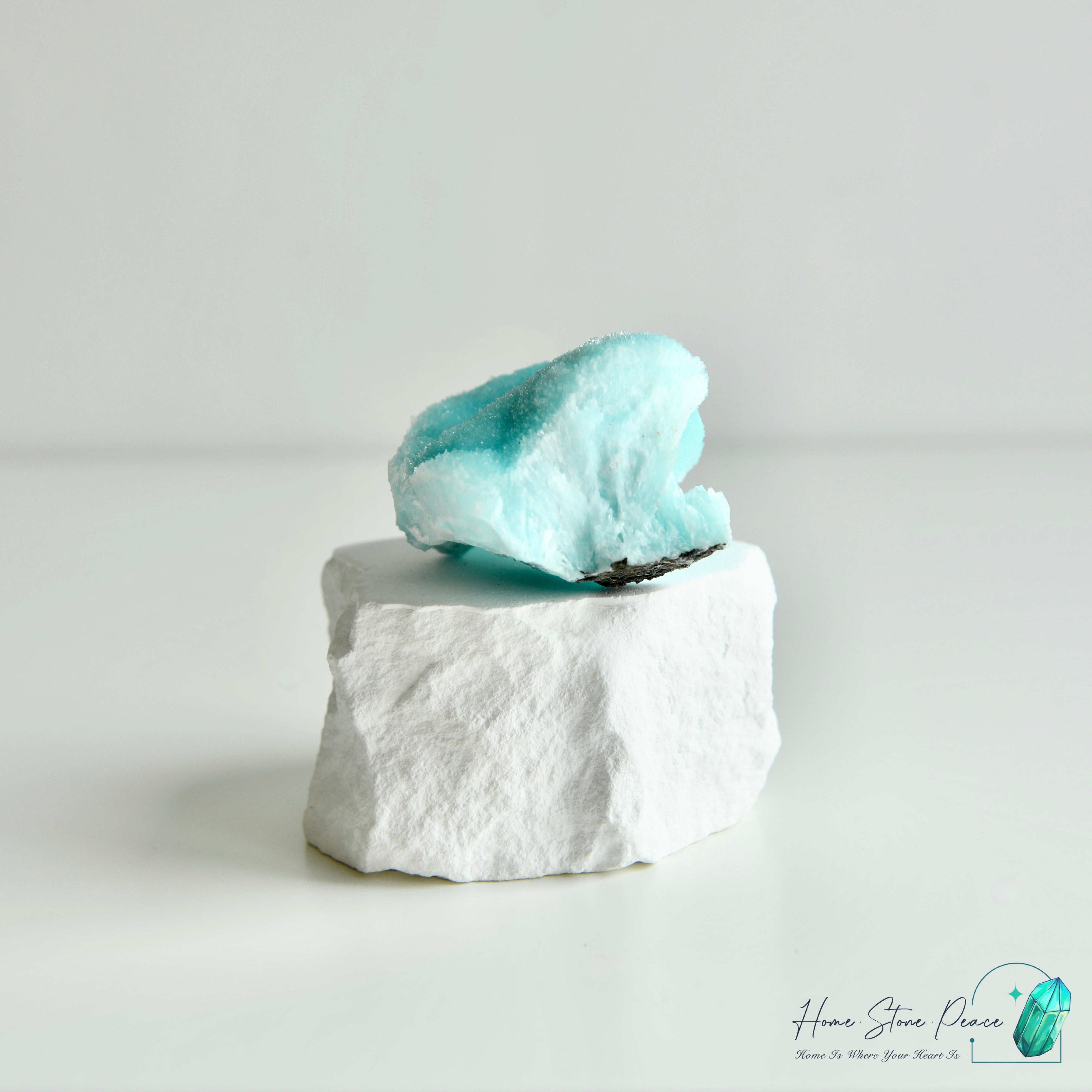 藍霰石 Blue Aragonite Cluster