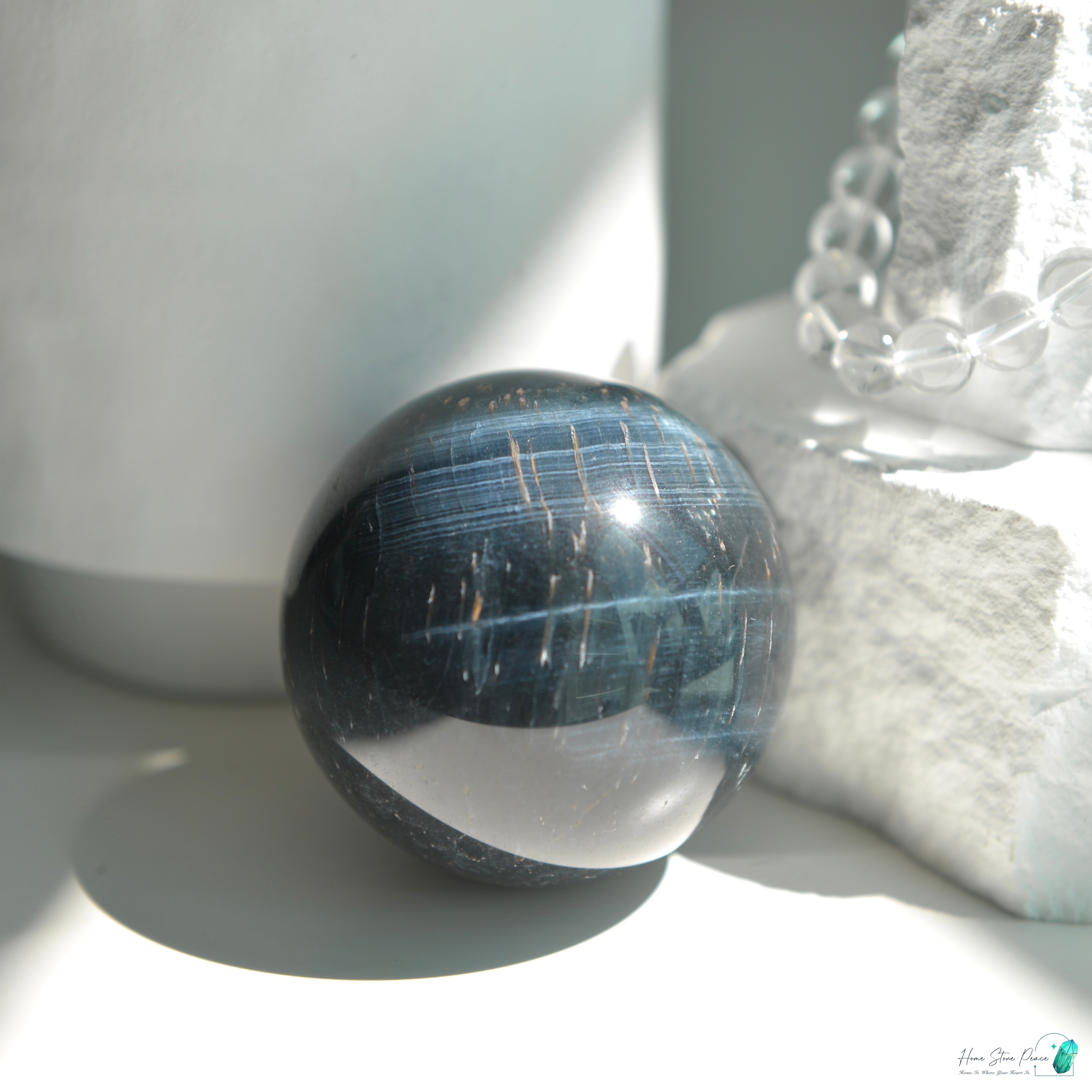 藍虎眼石球 Blue Tiger's Eye Sphere