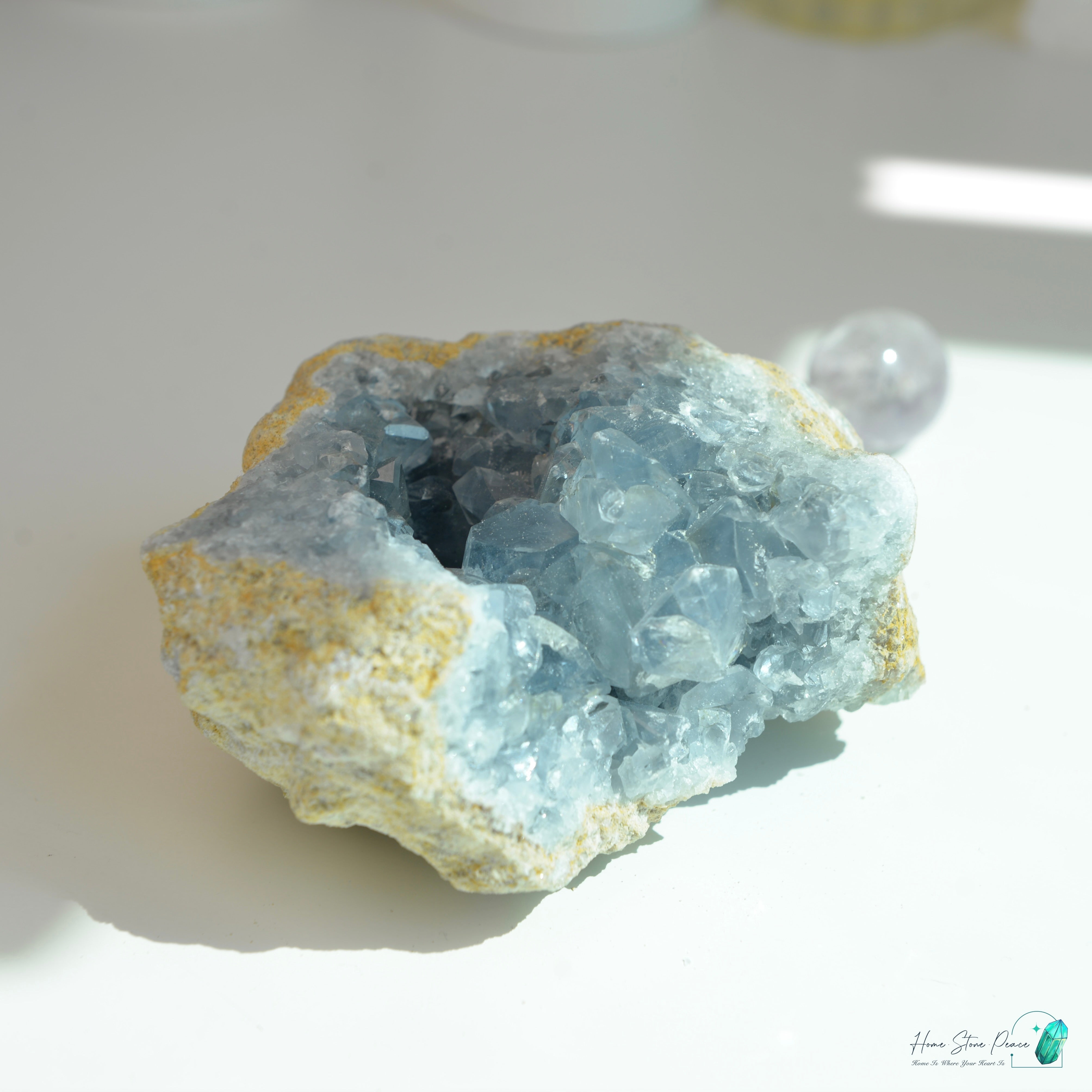 天青石原石 Celestite Cluster