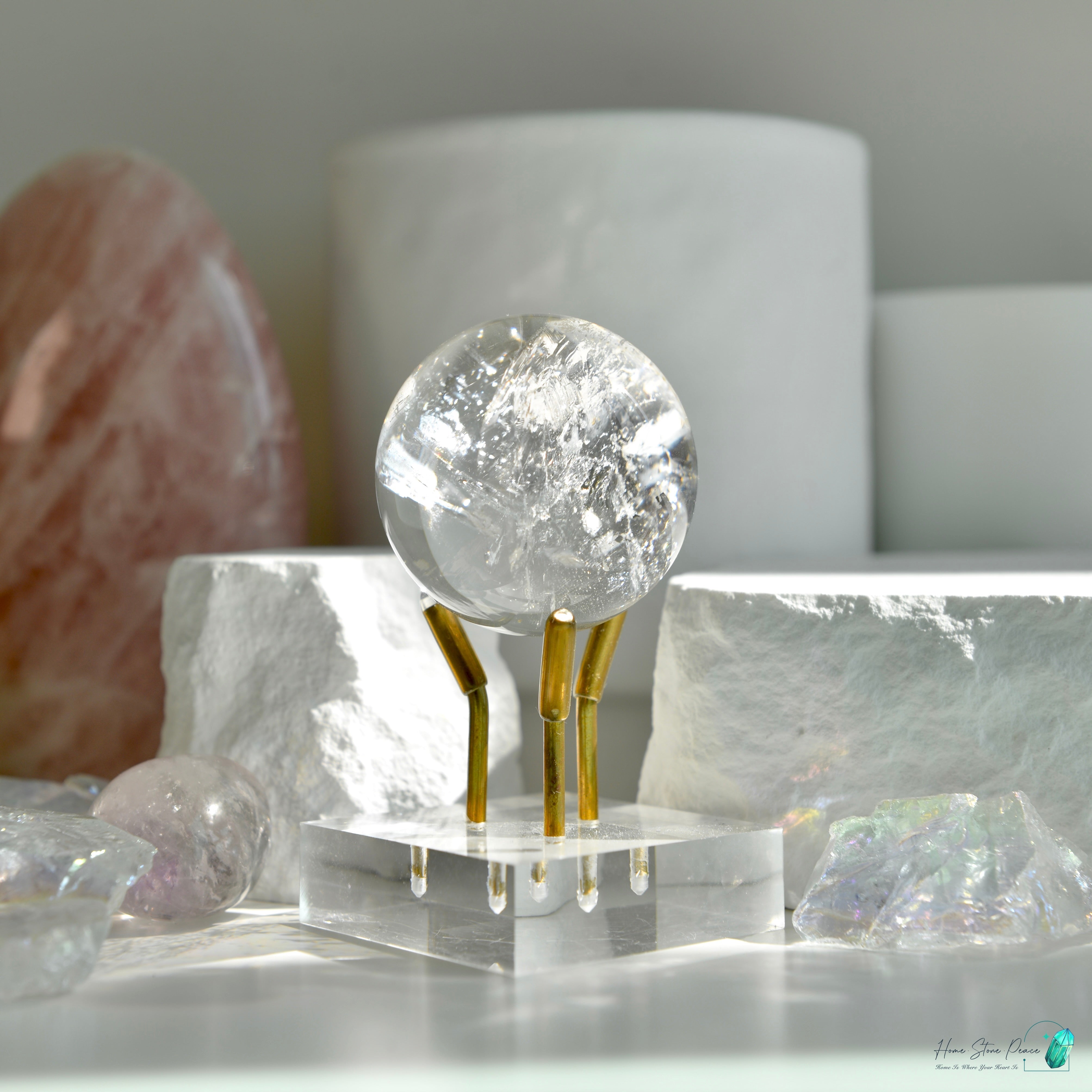 彩虹白水晶水晶球 Clear Quartz Sphere with Rainbows