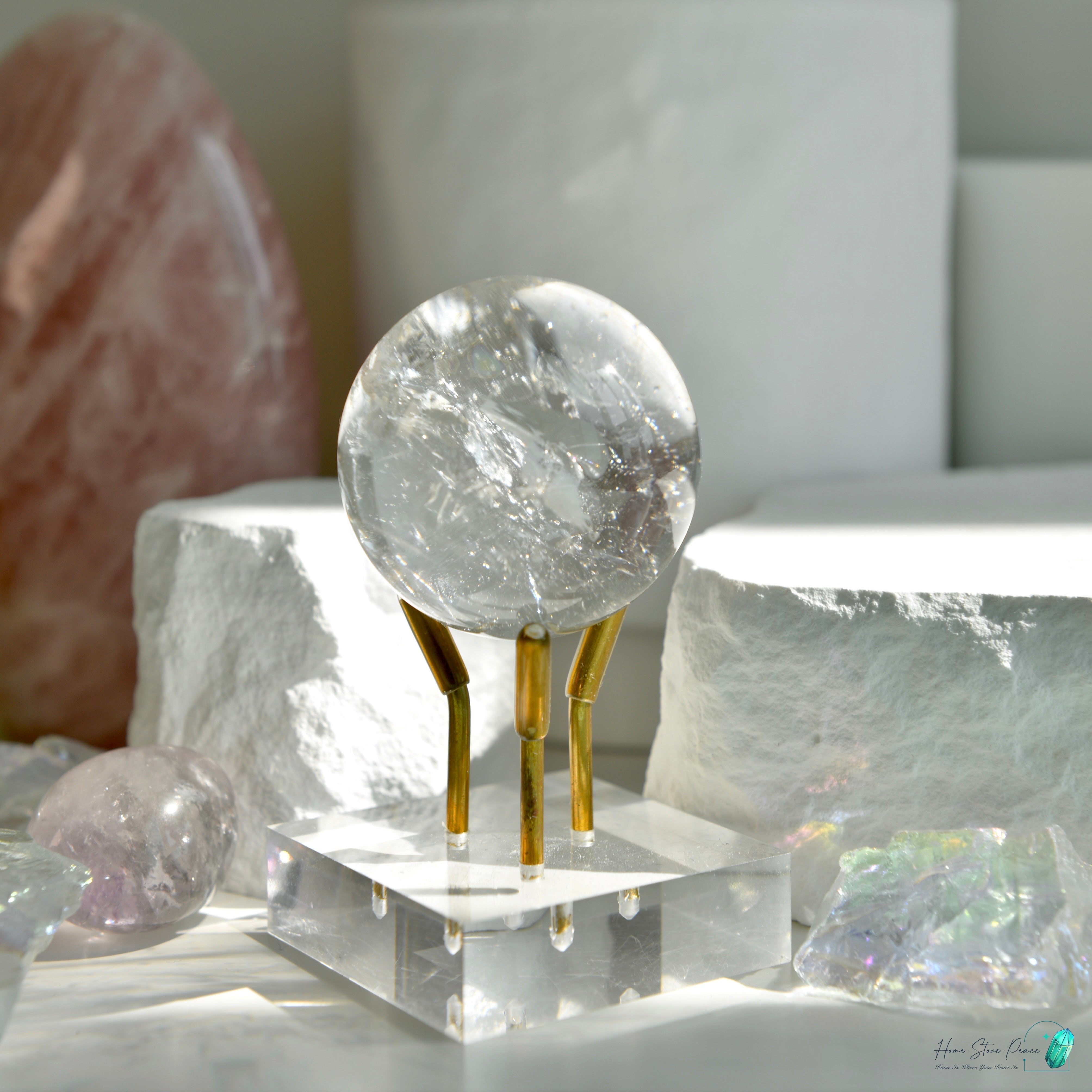 彩虹白水晶水晶球 Clear Quartz Sphere with Rainbows