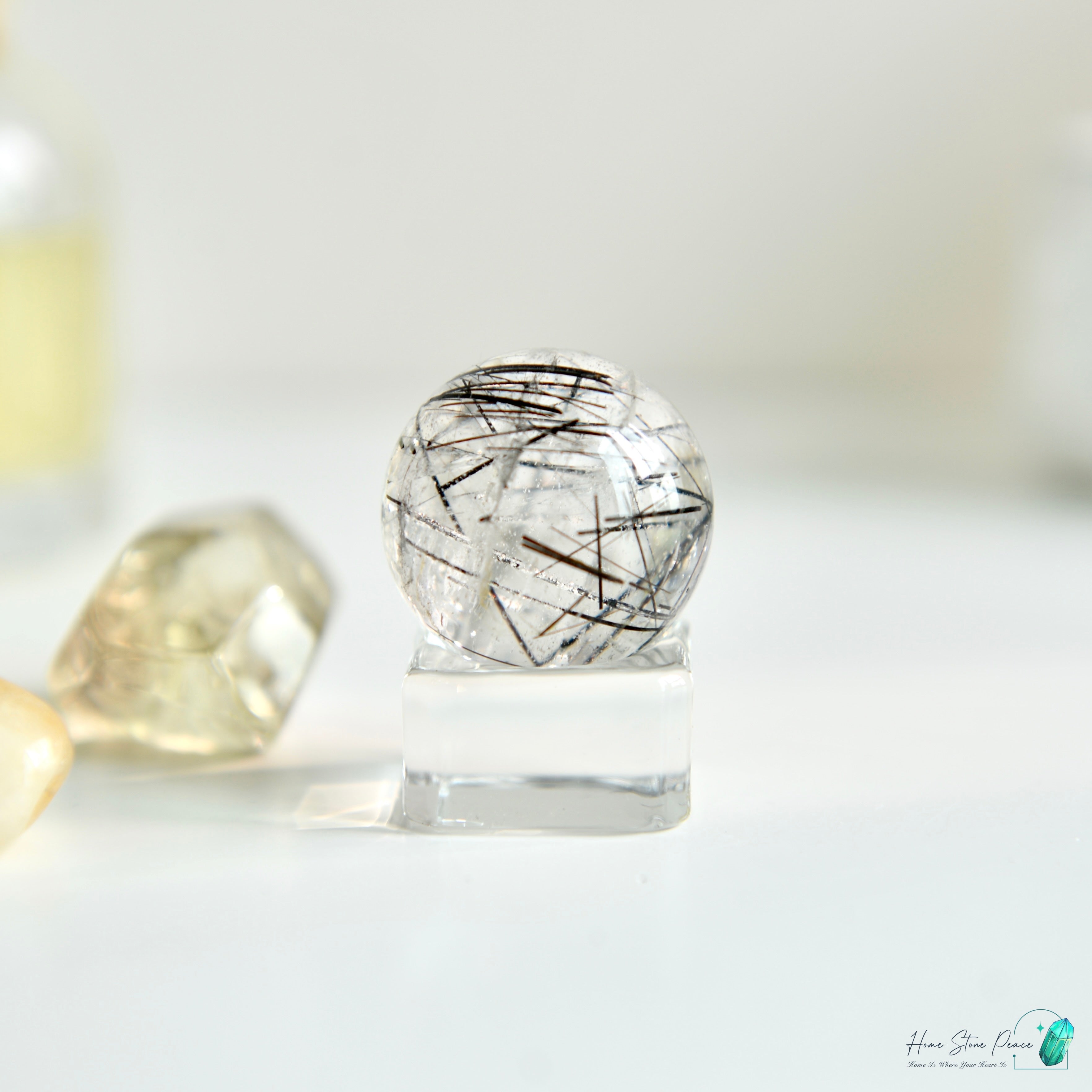 黑碧璽黑髮晶共生白水晶球 Black Tourmaline Black Rutiles in Quartz
