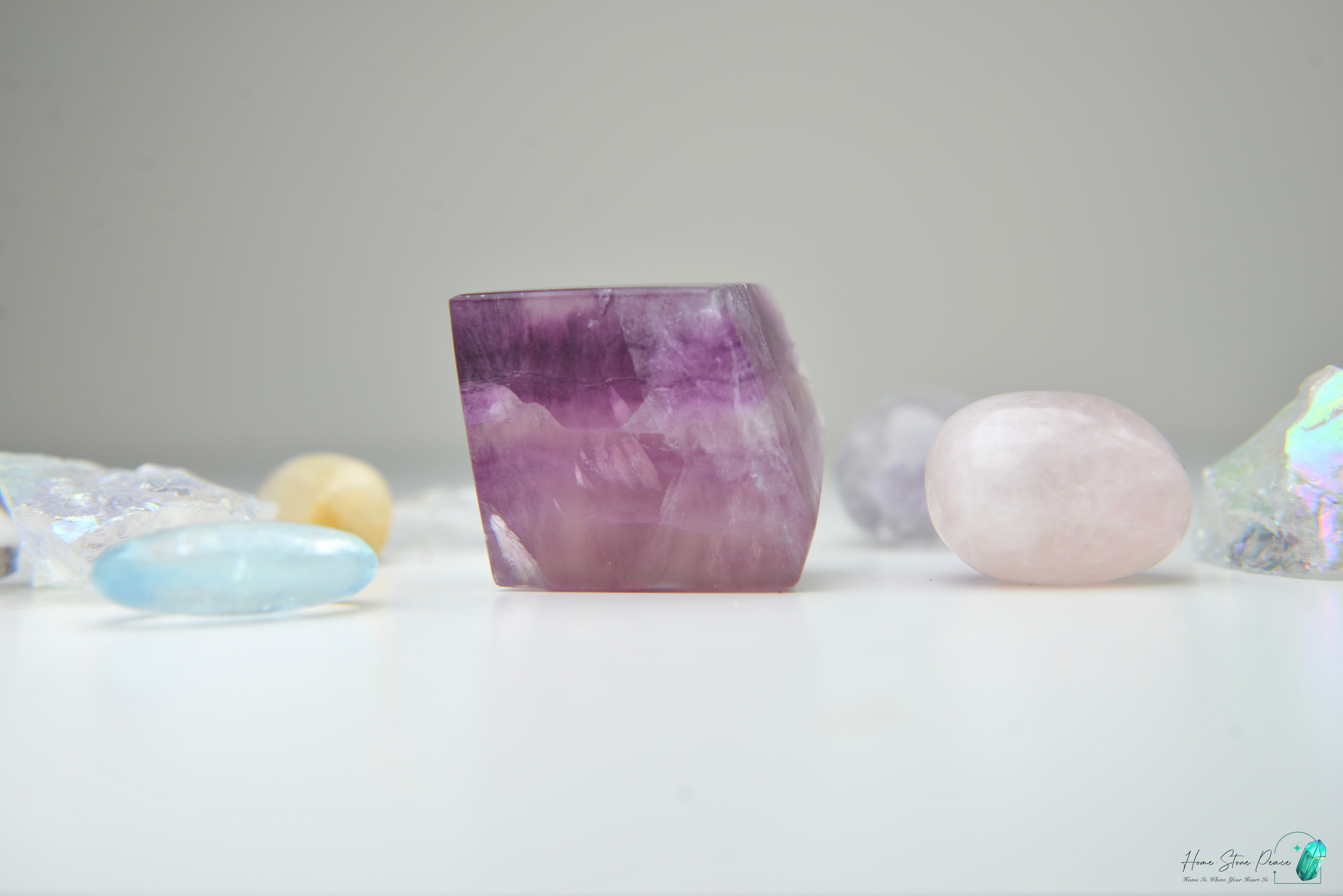 紫螢石隨形(含彩虹) Purple Fluorite Free Form with Rainbow
