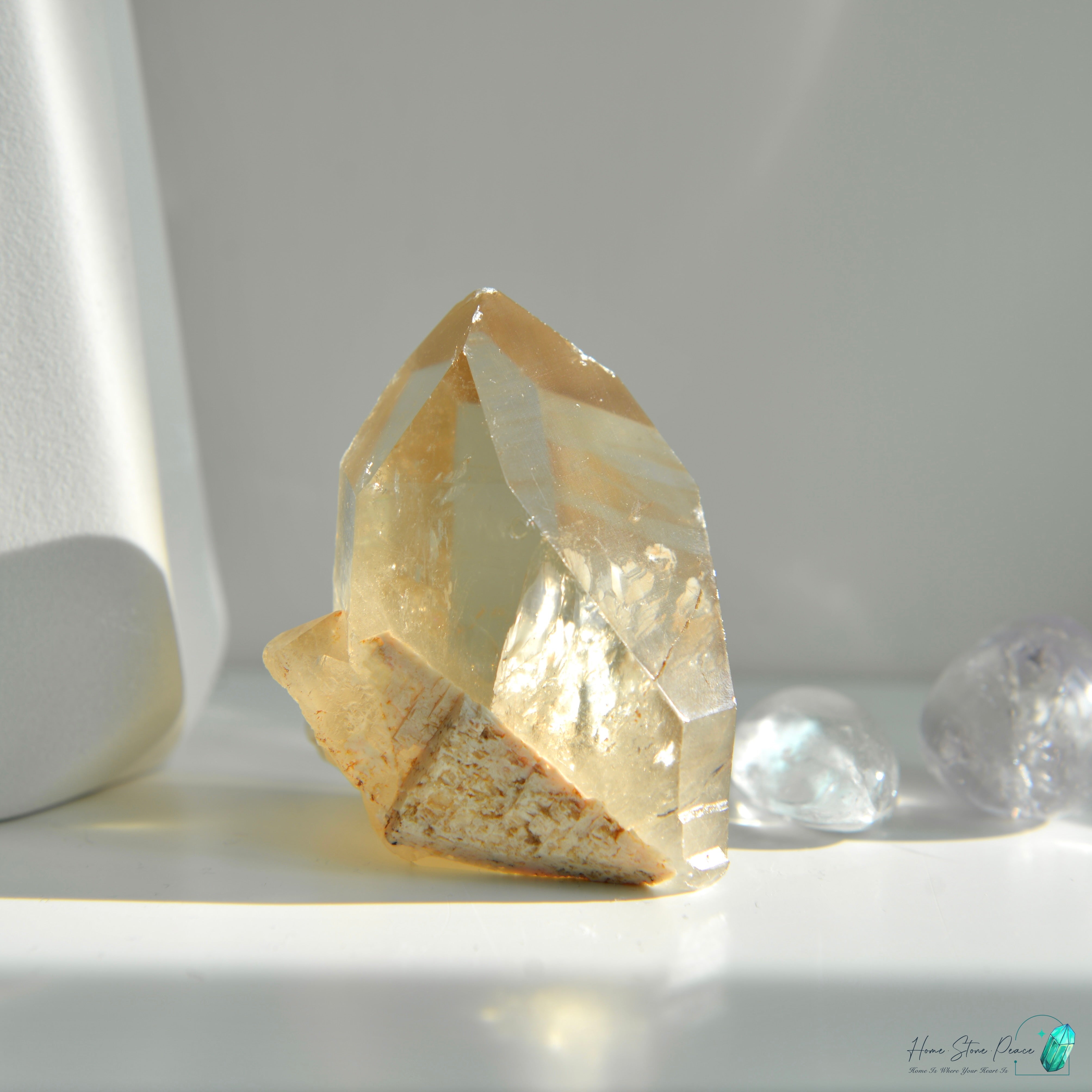 巴西香檳金黃水晶簇 Brazilian Champagne Citrine Cluster