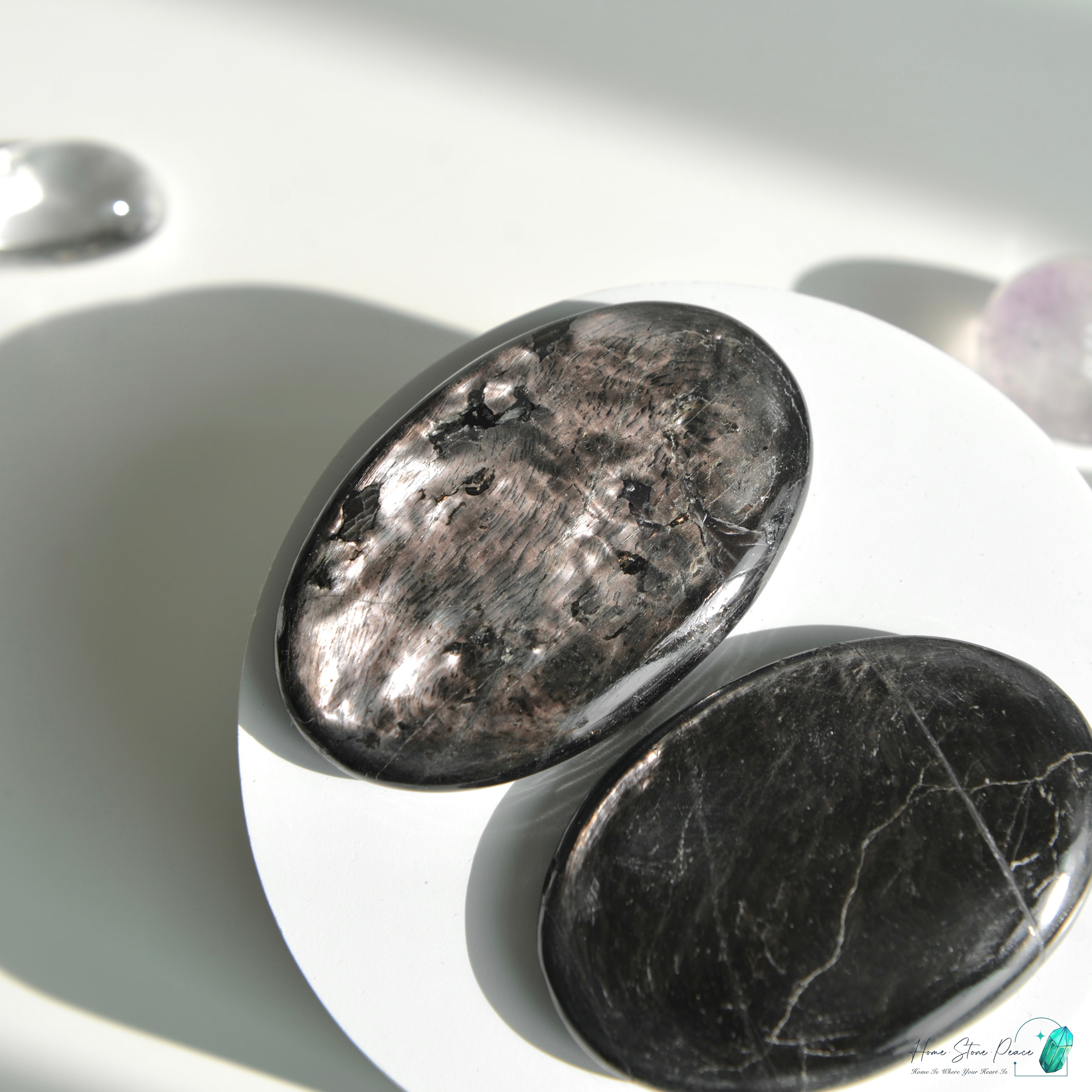 蘇輝石(金運石)手握石 Hypersthene Palm Stone
