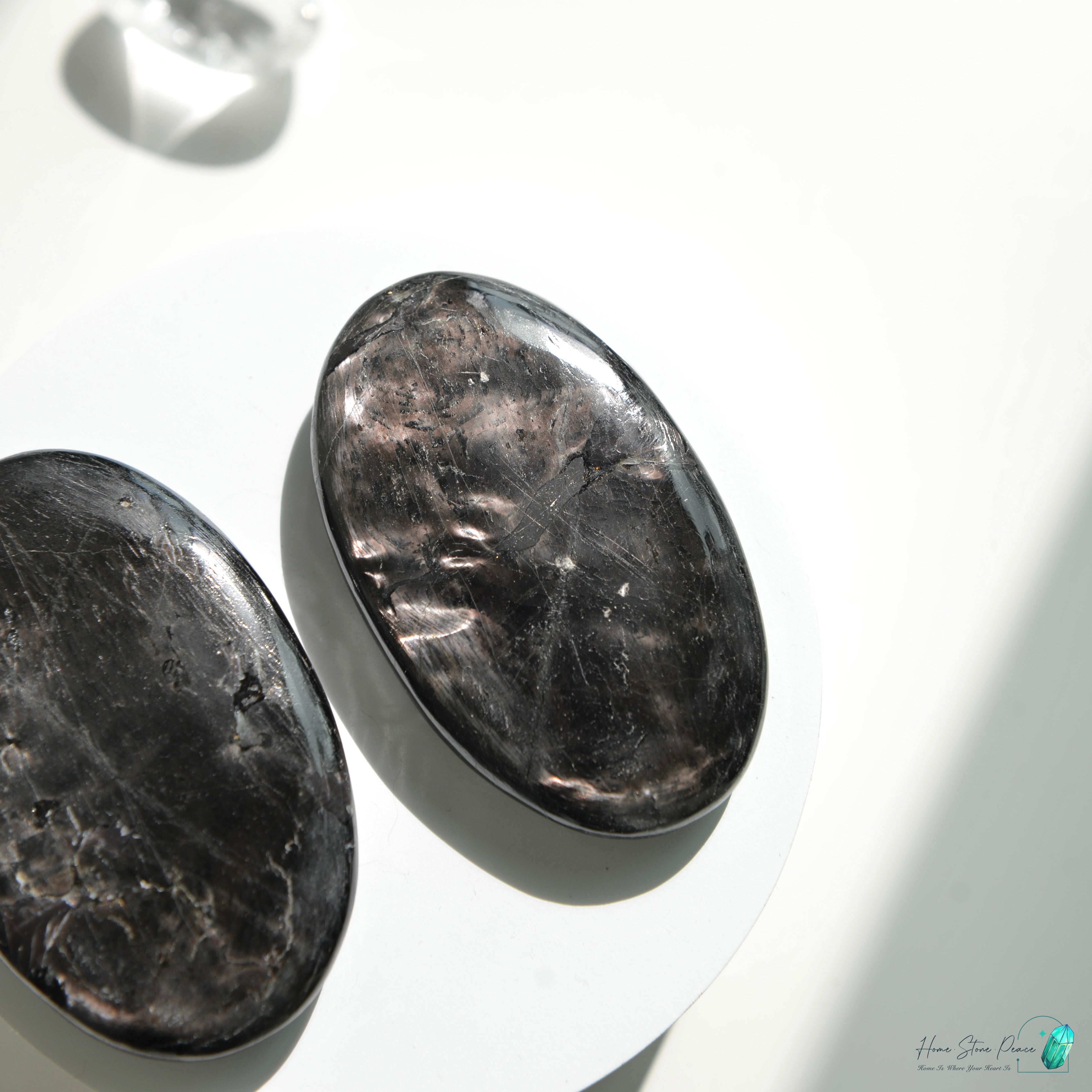 蘇輝石(金運石)手握り石 Hypersthene Palm Stone